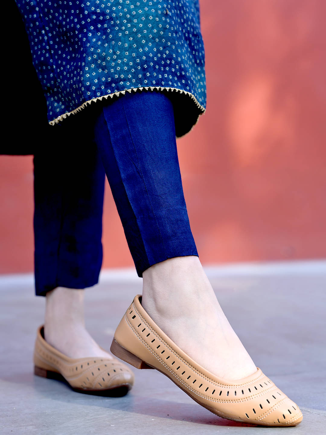     			Shoetopia Tan Women's Casual Ballerinas