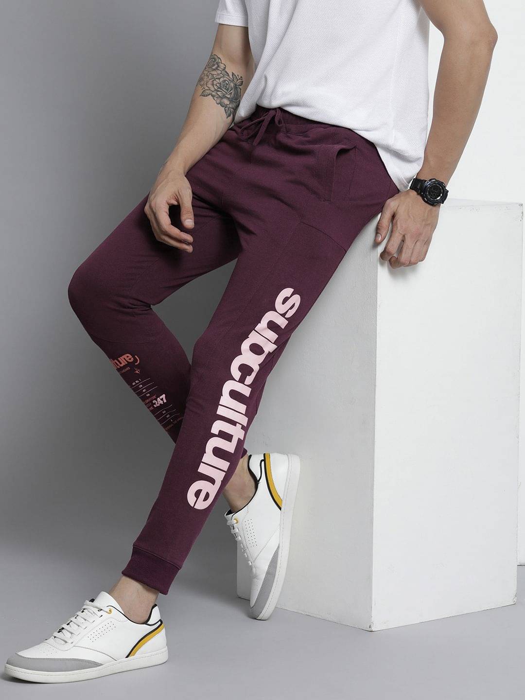    			The Indian Garage Co. Slim Flat Men's Joggers - Red ( Pack of 1 )