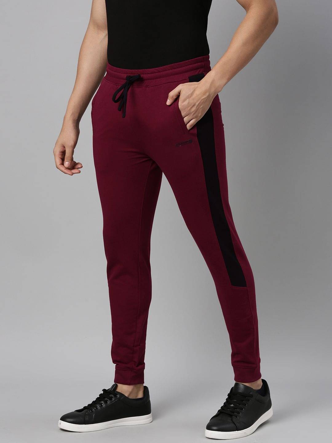     			The Indian Garage Co. Slim Flat Men's Joggers - Burgundy ( Pack of 1 )
