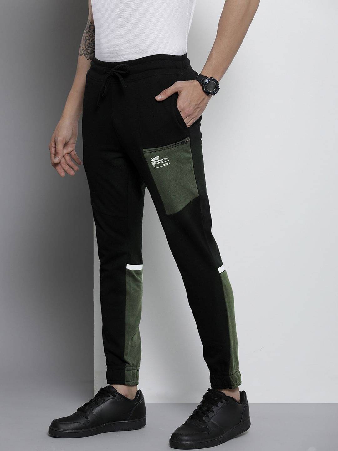     			The Indian Garage Co. Slim Flat Men's Joggers - Black ( Pack of 1 )