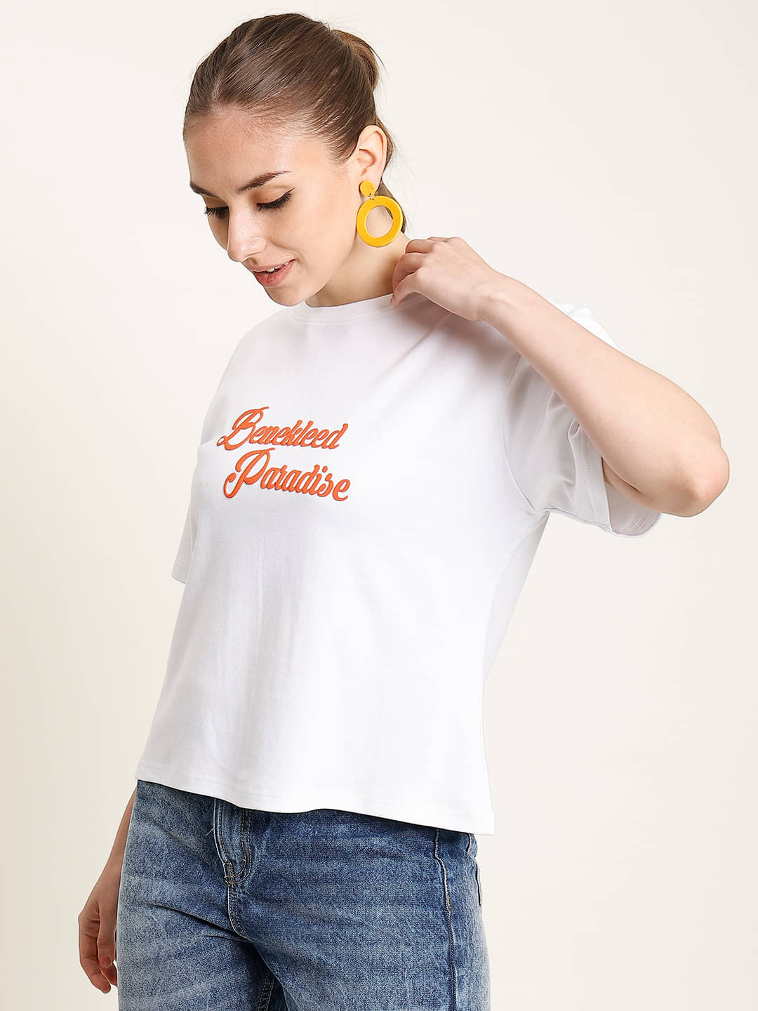 Bene Kleed Women Cotton Printed Oversized Fit Round Neck T-Shirt ( White ) Bene Kleed Women Cotton Printed Oversized Fit Round Neck T-Shirt ( White )