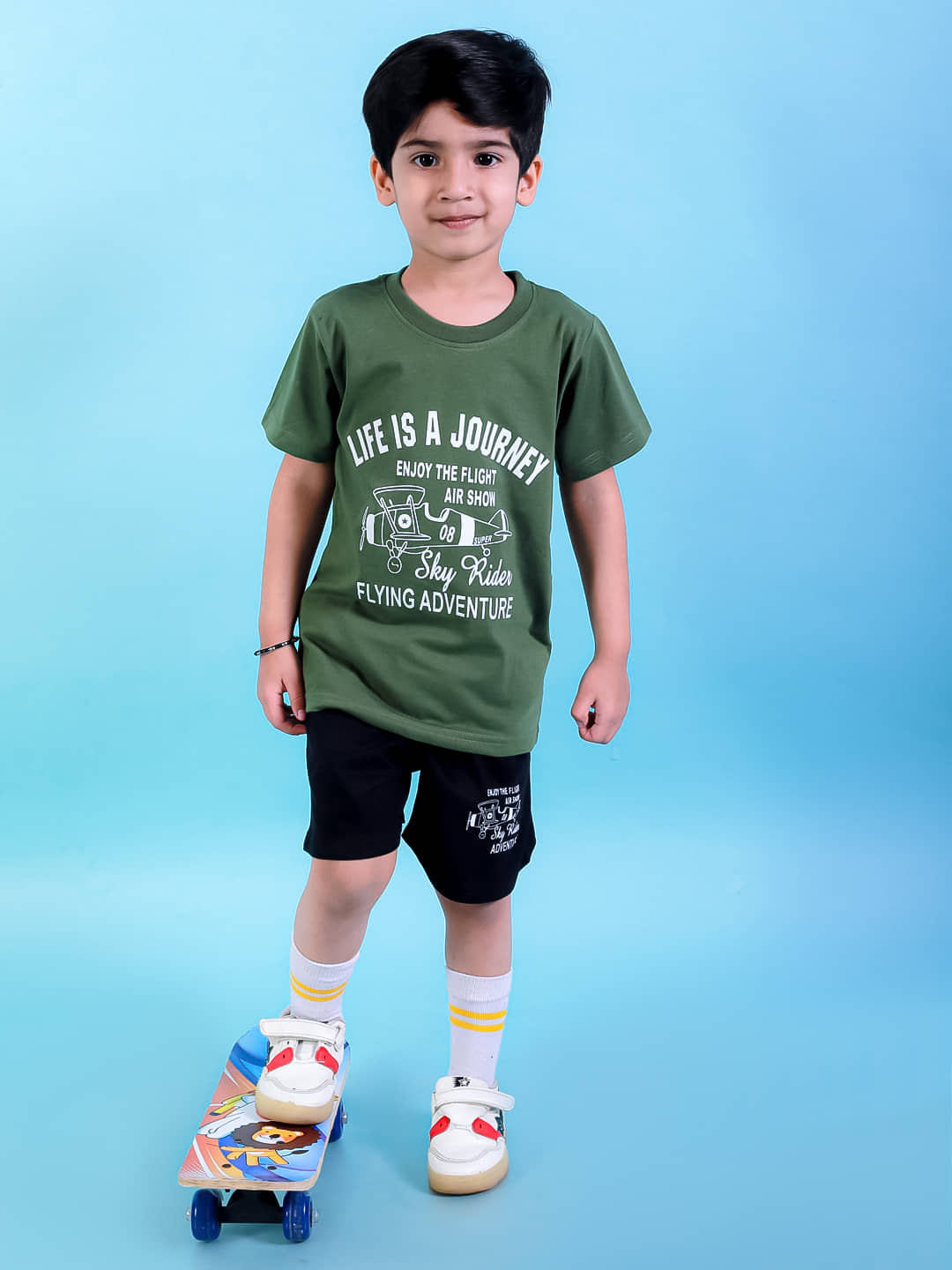 Chandrika Pack of 1 Boys Cotton Blend T-Shirt & Shorts Set ( Red )
