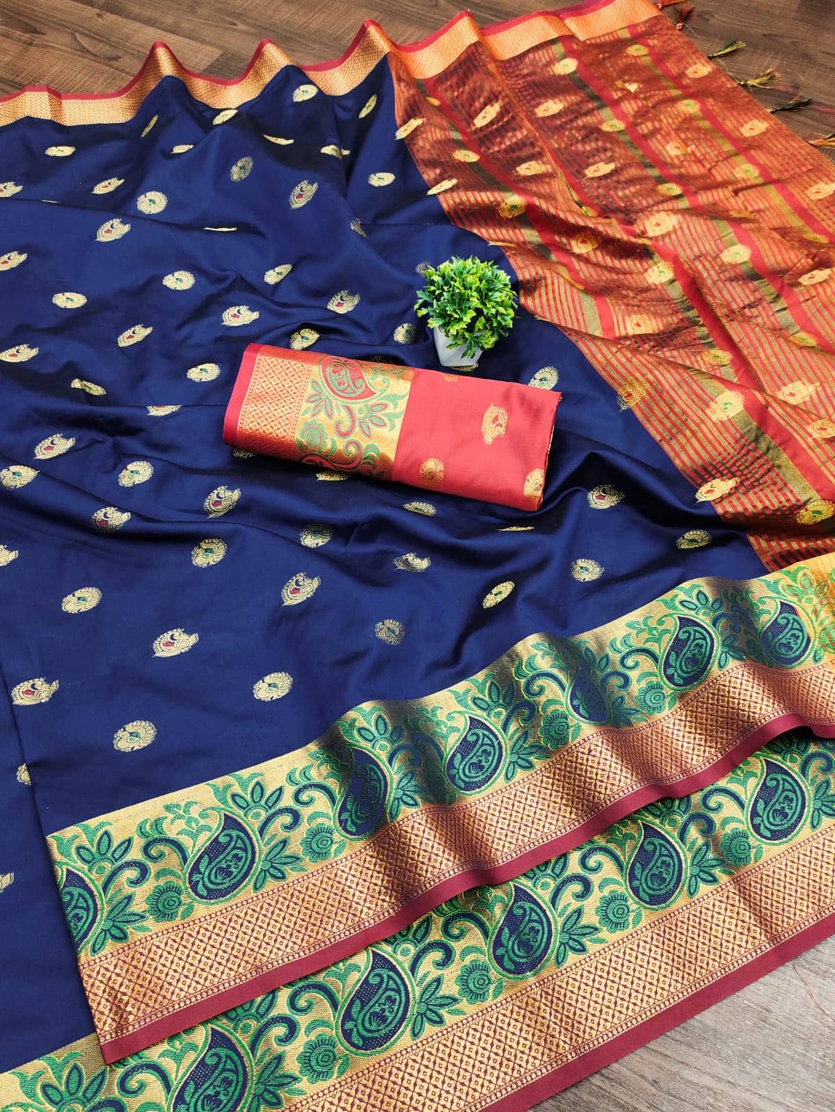     			Kalpana Creation Cotton Silk Woven Saree With Unstitched Blouse Piece ( Blue )