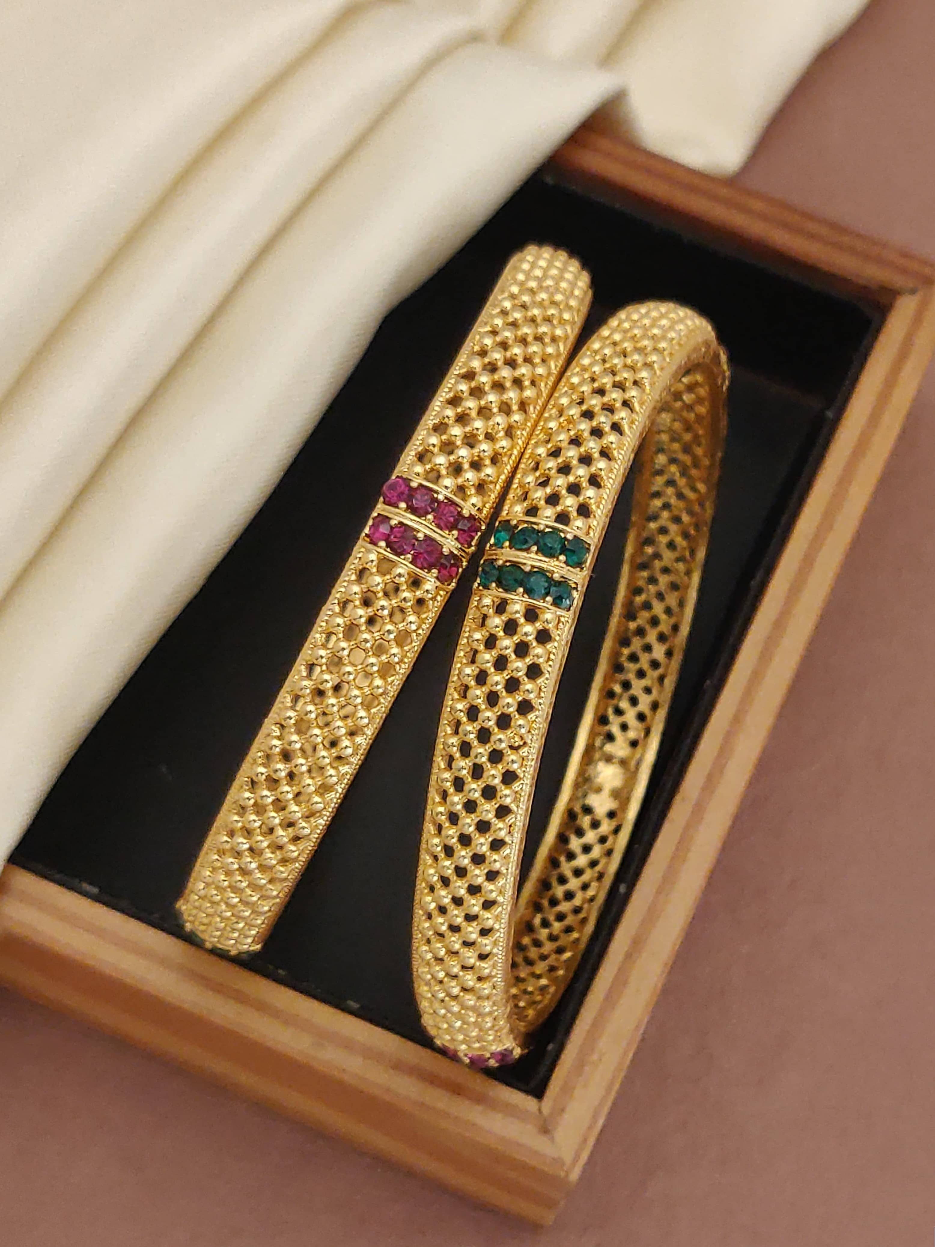 Shivay Fashion Gold Bangle ( Pack of 1 ) - Bangles & Bracelets | Buy online on ZillyBuy