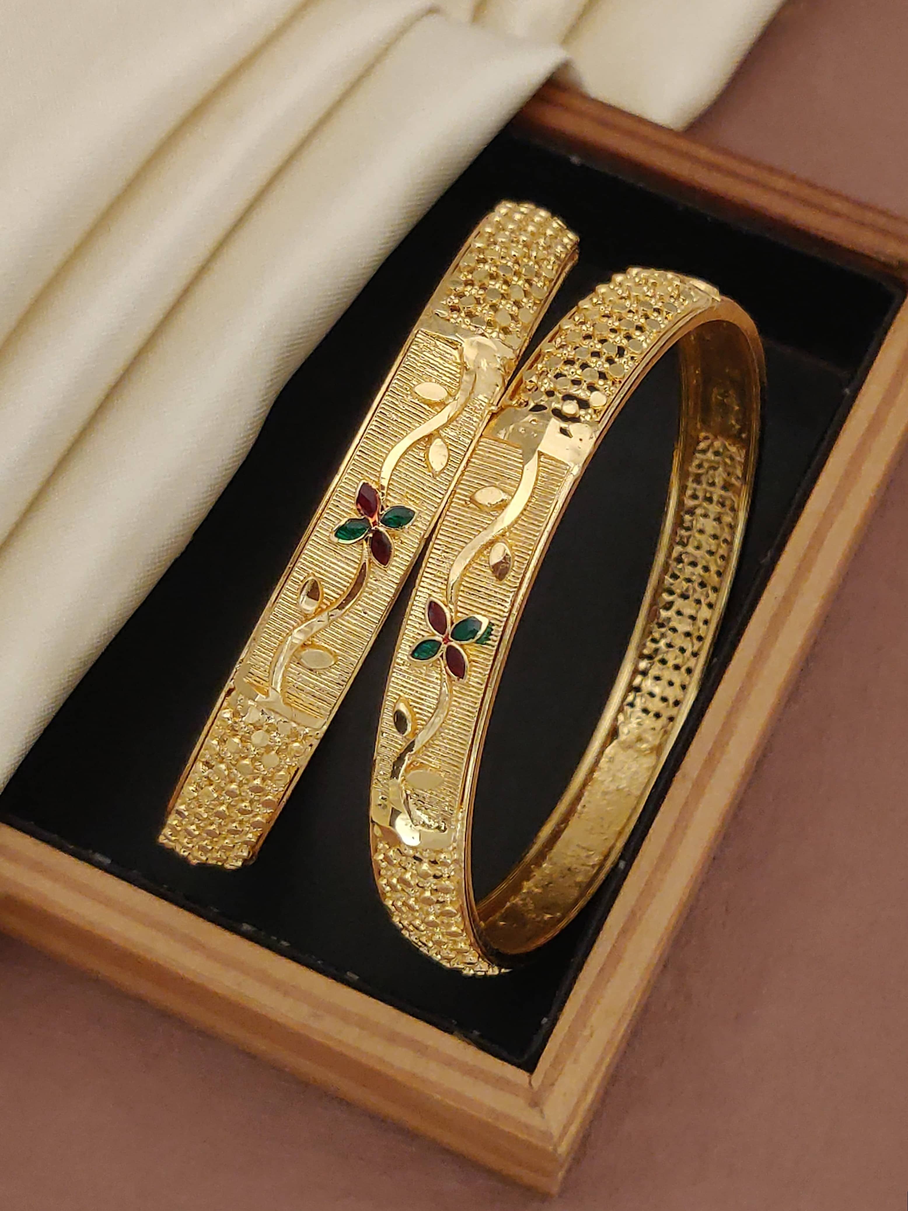Shivay Fashion Gold Bangle Set ( Pack of 1 ) - Bangles & Bracelets | Buy online on ZillyBuy