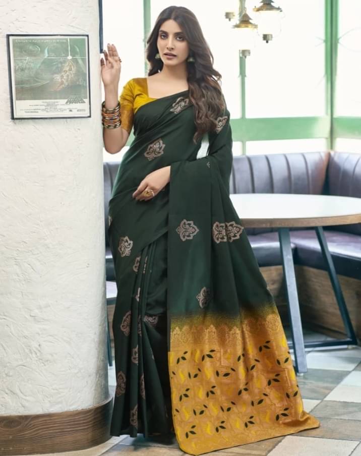 Sitanjali Jacquard Embellished Saree With Unstitched Blouse Piece ( Green ) Sitanjali Jacquard Embellished Saree With Unstitched Blouse Piece ( Green )