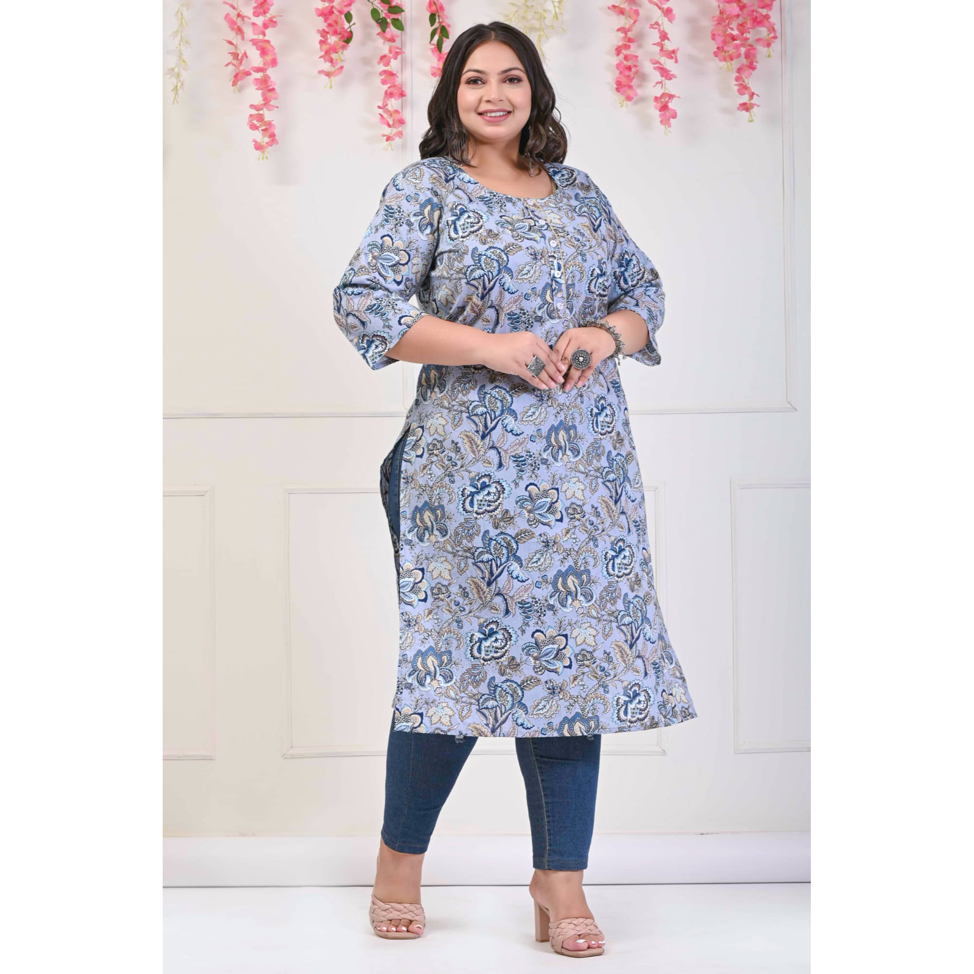     			Swasti Pack of 1 Cotton Printed Straight Women's Kurti - ( Grey )