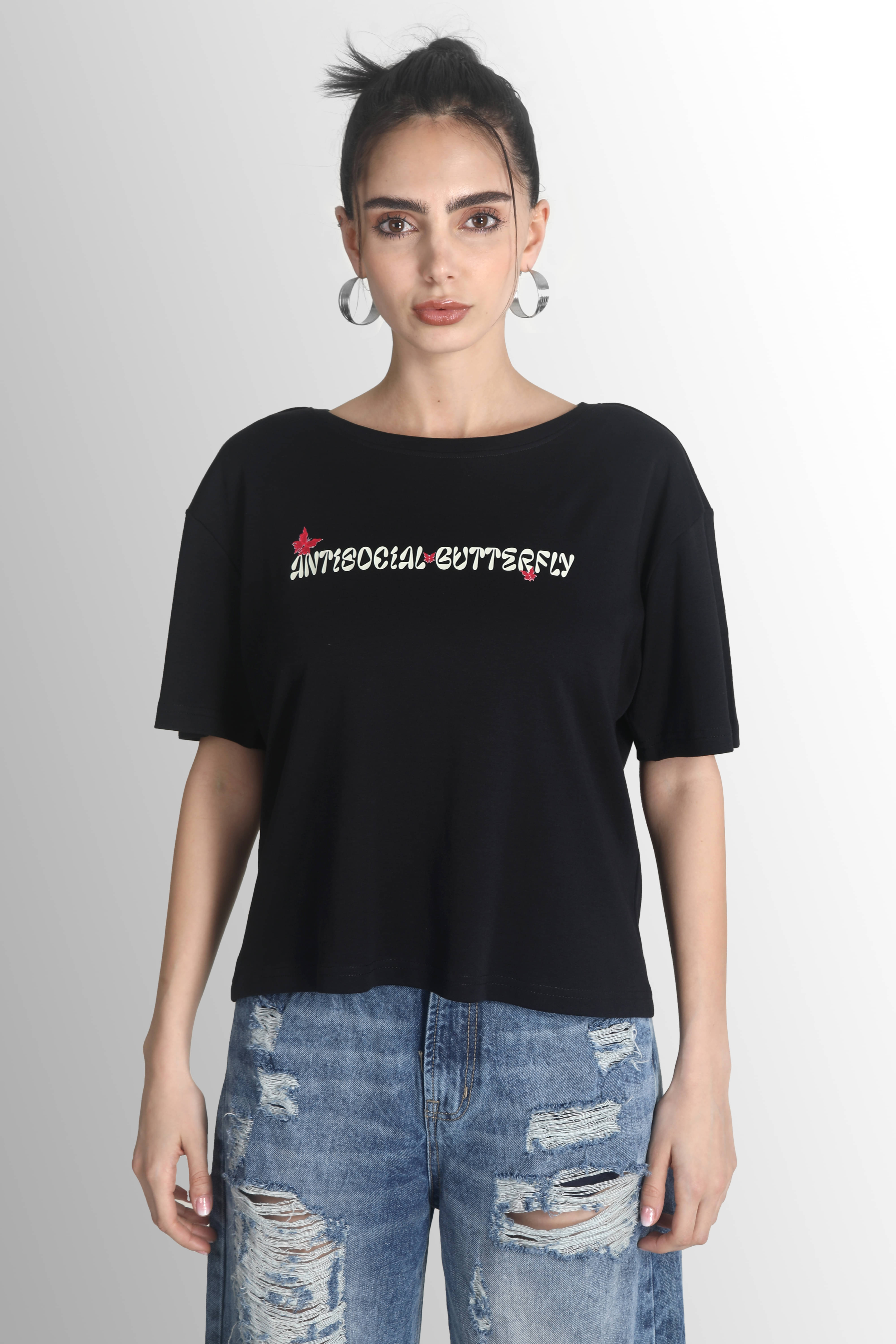 Bene Kleed Women Cotton Solid Oversized Fit Round Neck T-Shirt ( Black )     			Bene Kleed Women Cotton Solid Oversized Fit Round Neck T-Shirt ( Black )