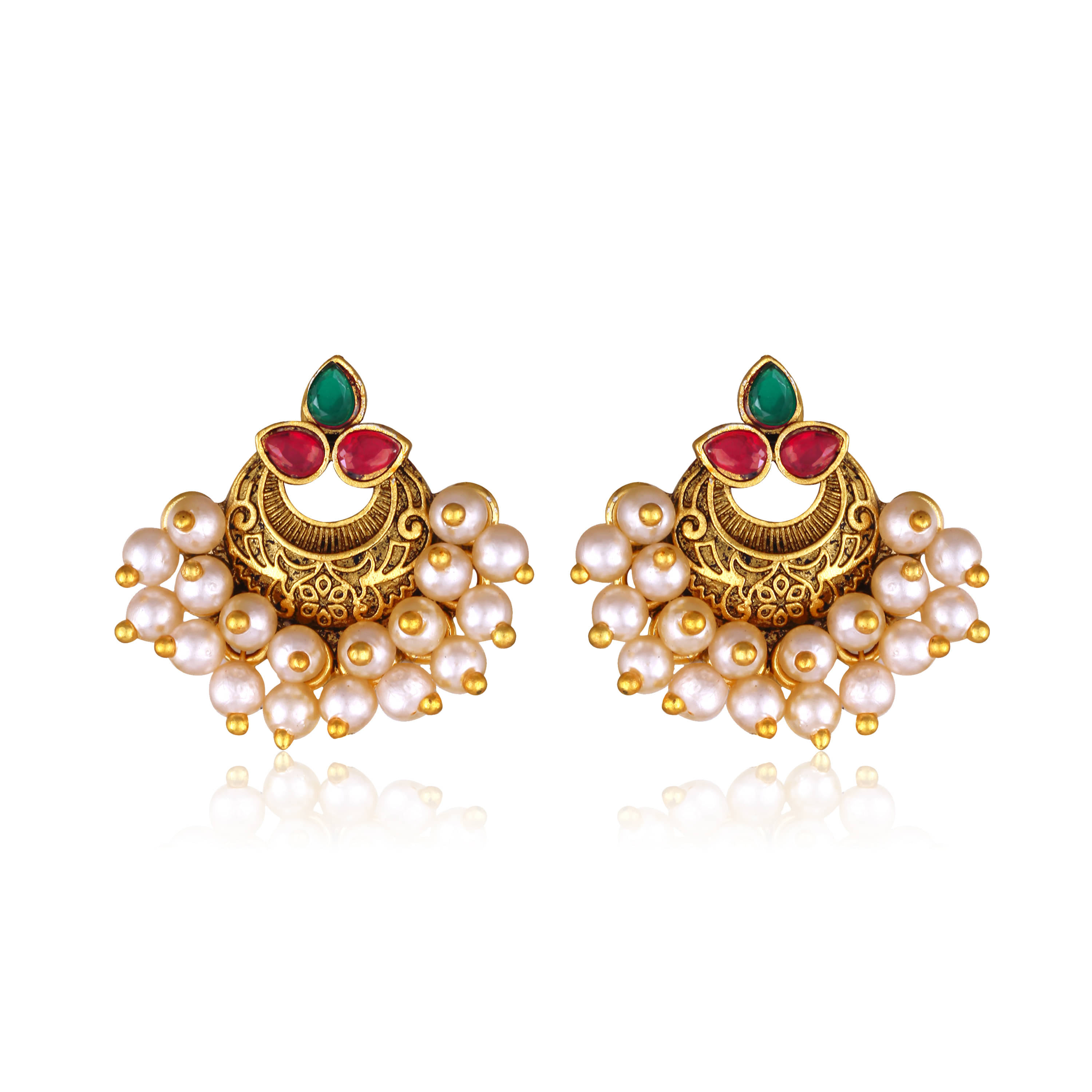     			VIVASTRI Multi Color Stud Earrings ( Pack of 1 )