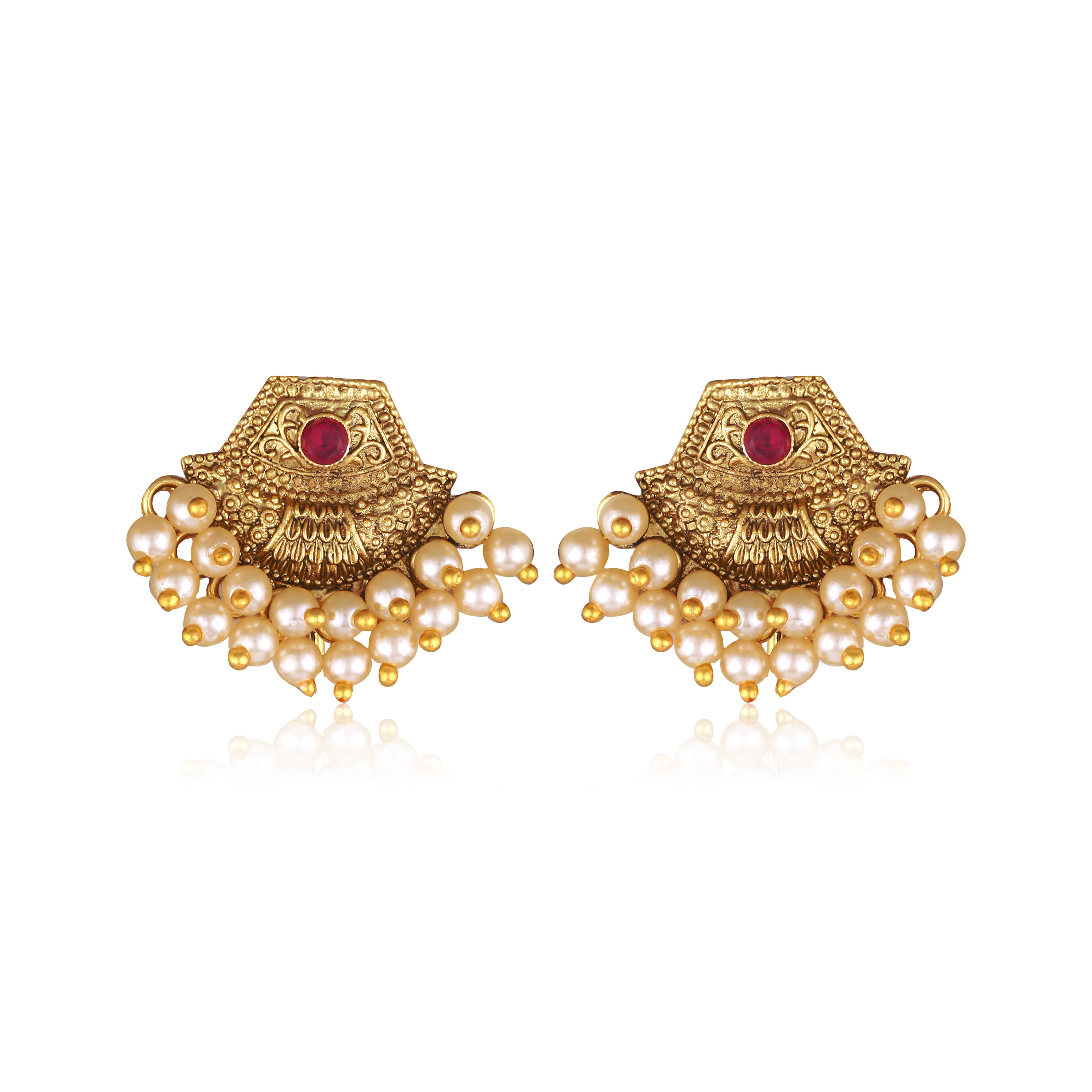     			VIVASTRI Red Stud Earrings ( Pack of 1 )