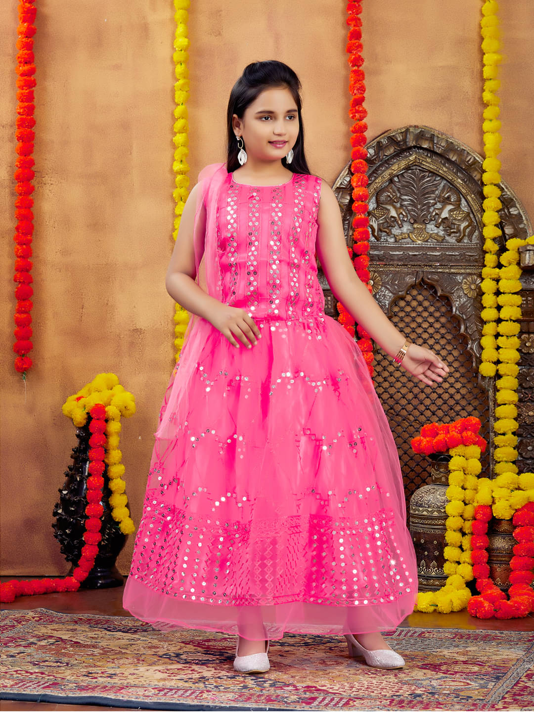     			Aarika Net Lehenga Choli Set For Girls ( Pack of 1 , Red )