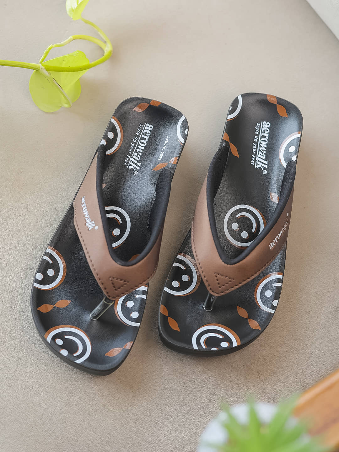 Aerowalk Bronze Women's Slipper