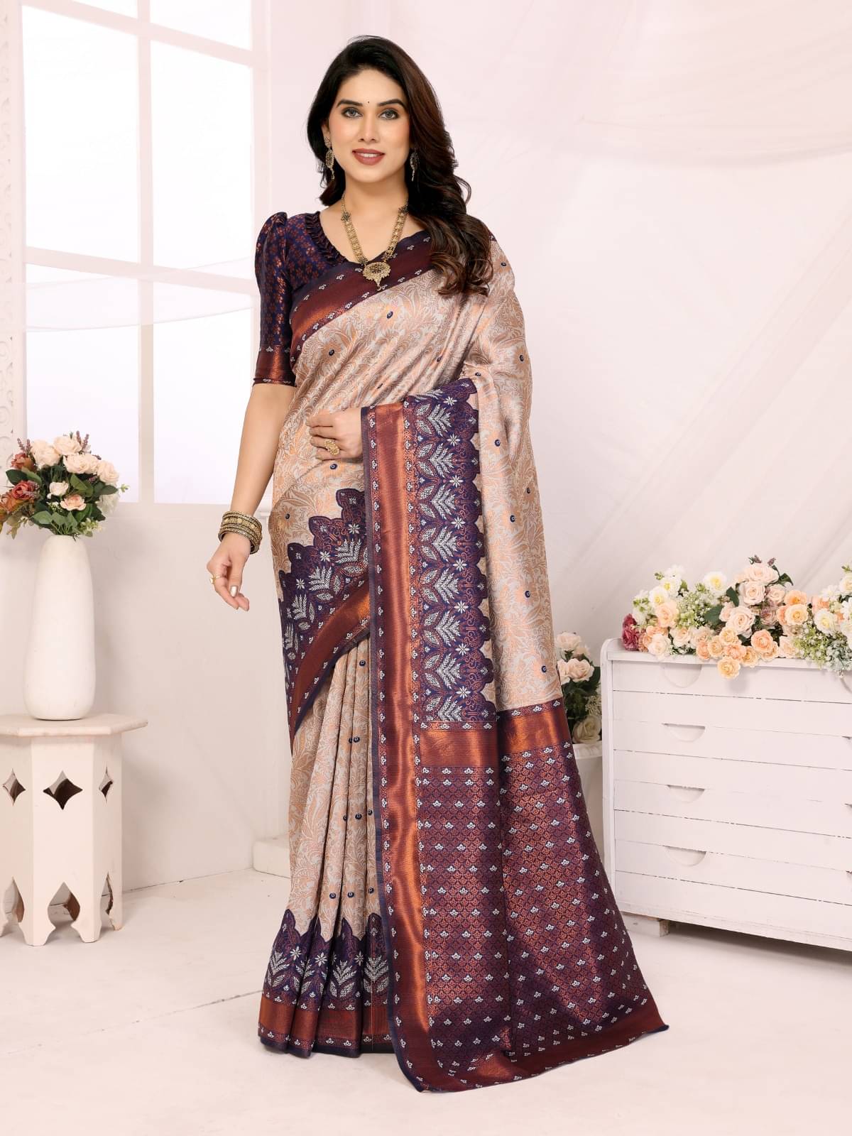 DIKONA DESIGNER Banarasi Silk Woven Saree With Unstitched Blouse Piece ( Cream ) DIKONA DESIGNER Banarasi Silk Woven Saree With Unstitched Blouse Piece ( Cream )