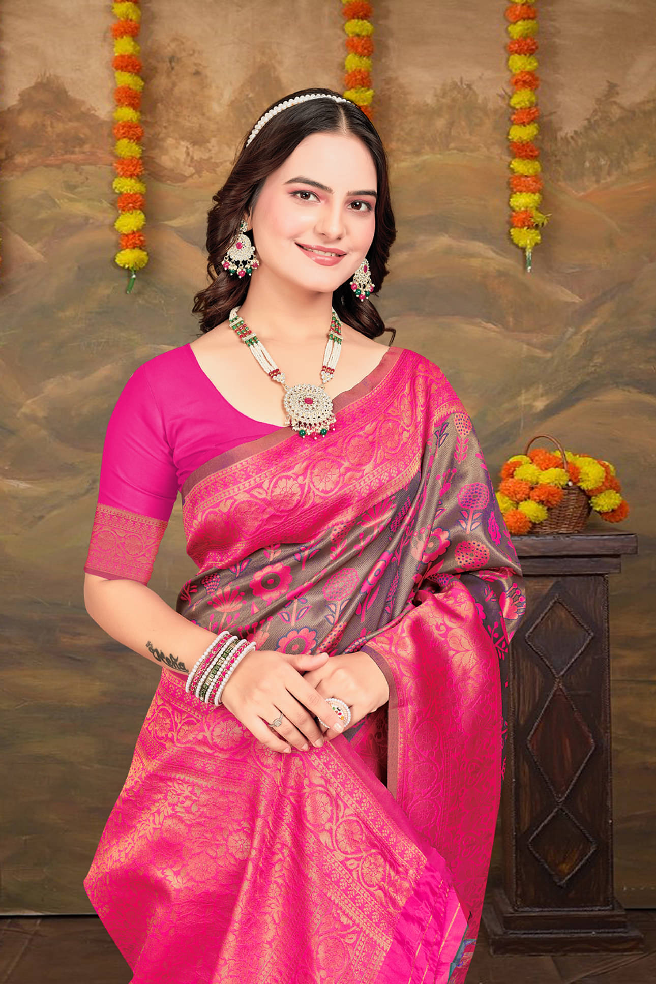 Om Shantam Sarees Banarasi Silk Woven Saree With Unstitched Blouse Piece ( Grey ) Om Shantam Sarees Banarasi Silk Woven Saree With Unstitched Blouse Piece ( Grey )