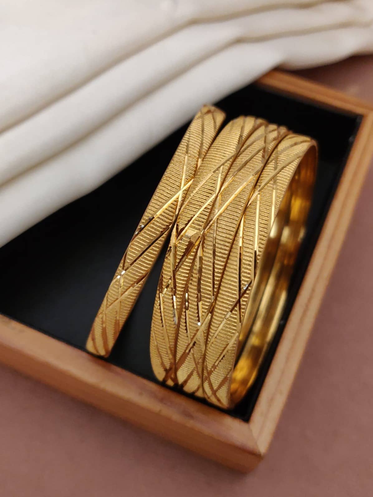 Shivay Fashion Gold Bangle Set ( Pack of 2 ) - Bangles & Bracelets | Buy online on ZillyBuy