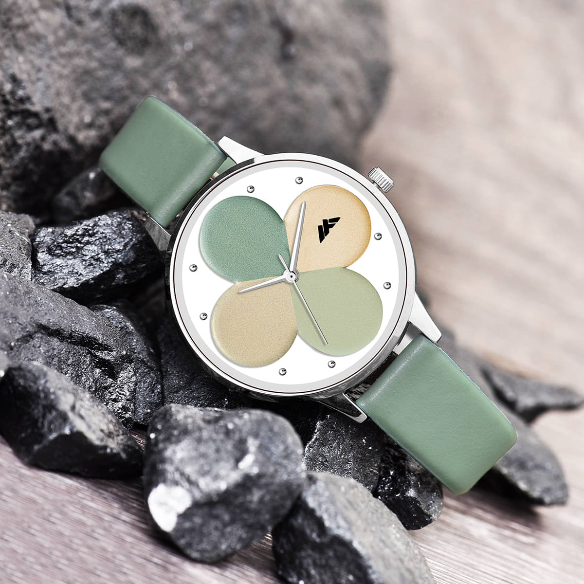     			Trex Green PU Analog Men's Watch