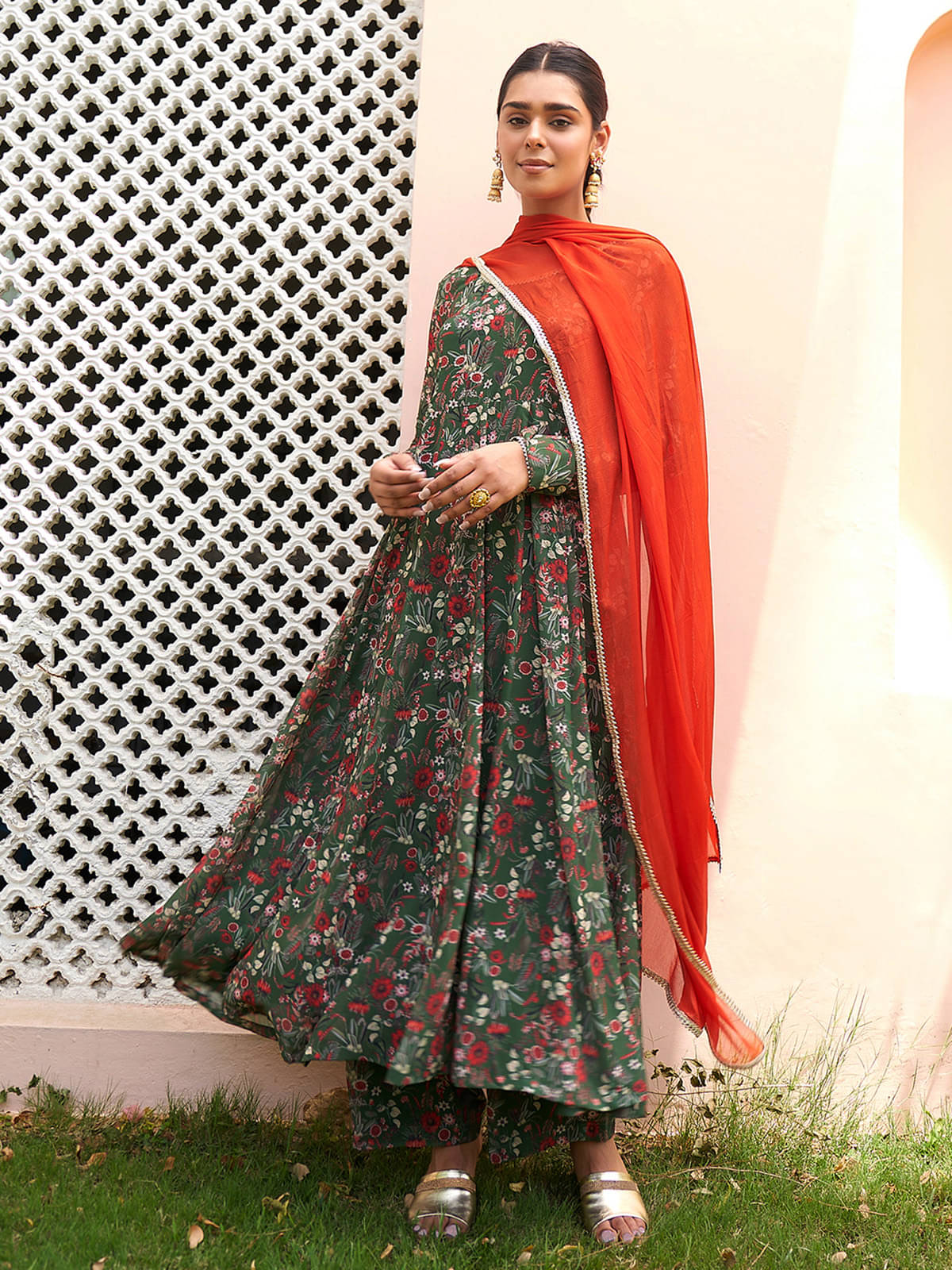 Janasya Georgette Printed Kurti With Palazzo Women's Stitched Salwar Suit - Green ( Pack of 1 ) Janasya Georgette Printed Kurti With Palazzo Women's Stitched Salwar Suit - Green ( Pack of 1 )