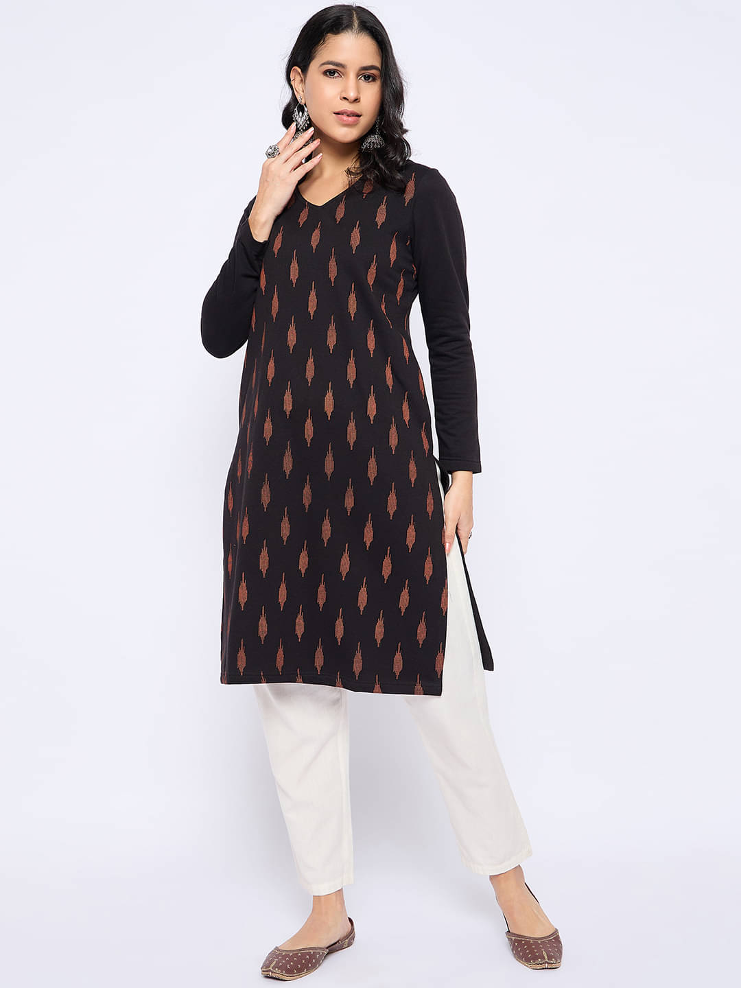 VIAZAA Pack of 1 Acrylic Printed A-line Women's Kurti - ( Black )     			VIAZAA Pack of 1 Acrylic Printed A-line Women's Kurti - ( Black )
