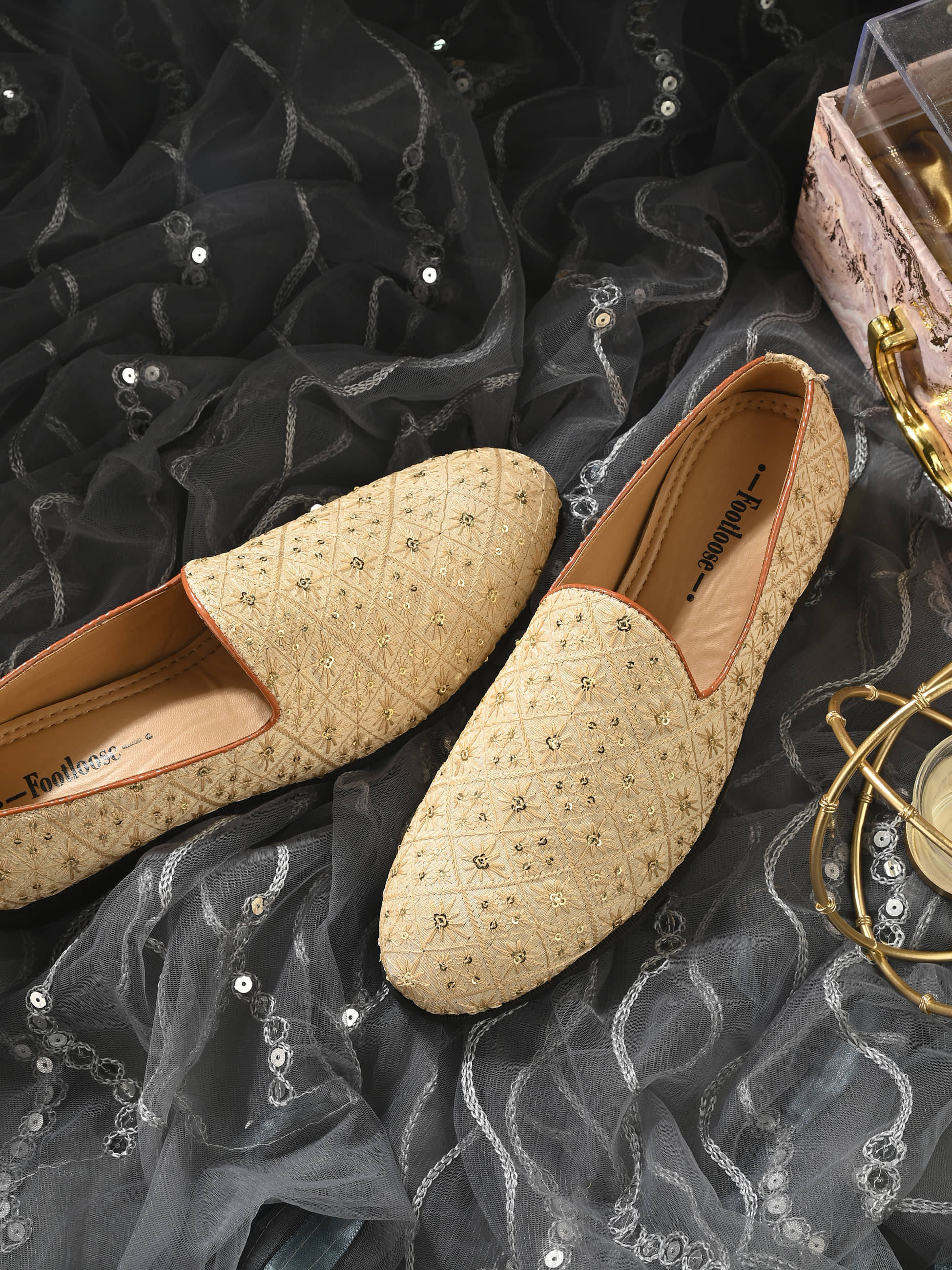 Footloose Gray Men's Mojaris - Ethnic Shoes | Buy online on ZillyBuy