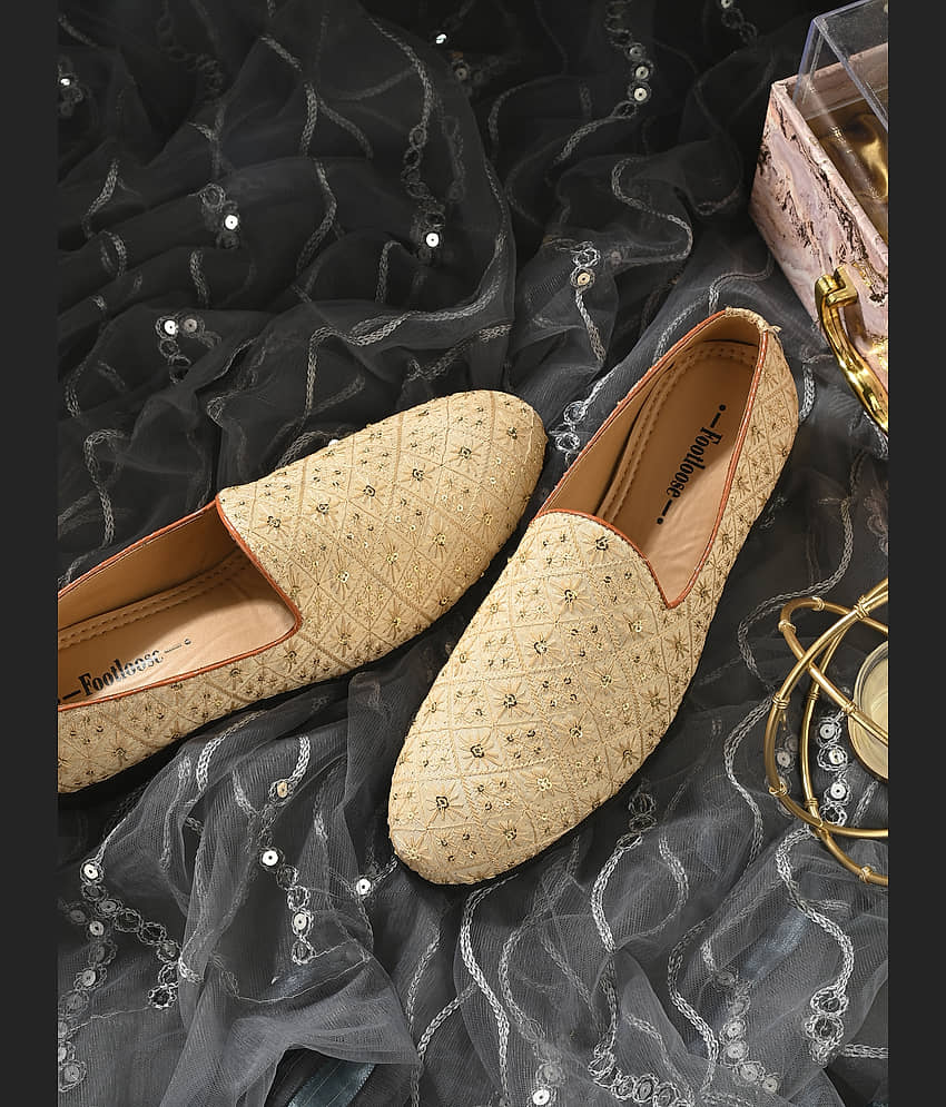 Footloose Gray Men's Mojaris - Ethnic Shoes | Buy online on ZillyBuy