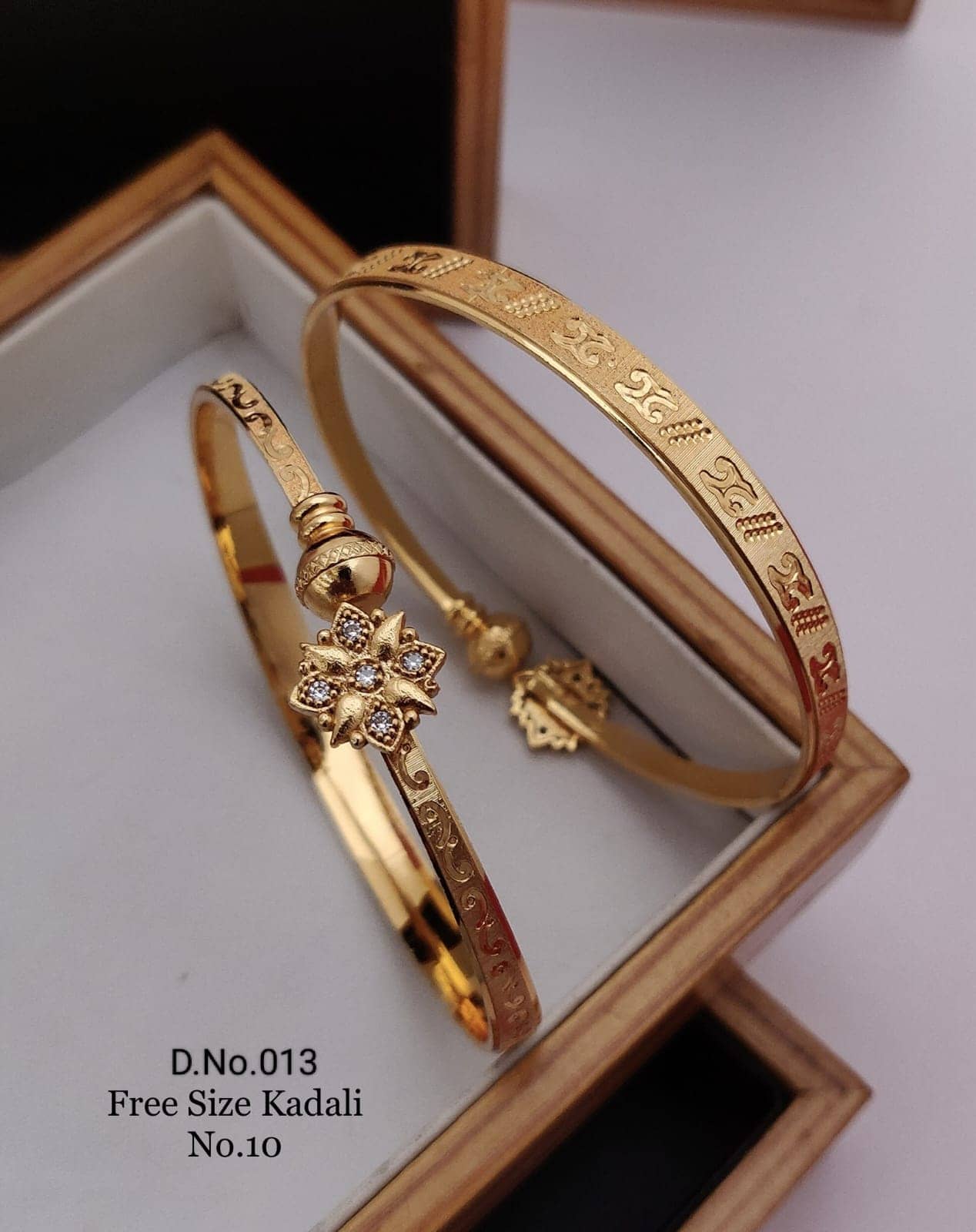Shivay Fashion Gold Bangle ( Pack of 1 ) - Bangles & Bracelets | Buy online on ZillyBuy