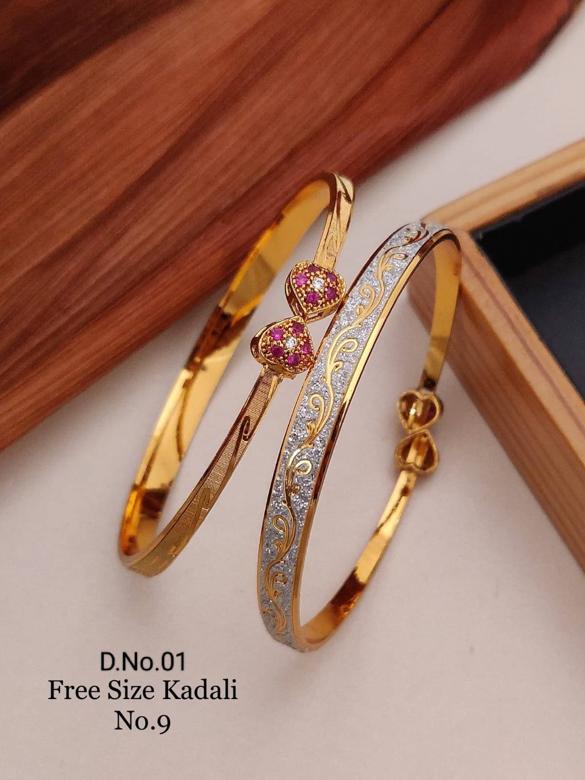     			Shivay Fashion Gold Bangle Set ( Pack of 1 )