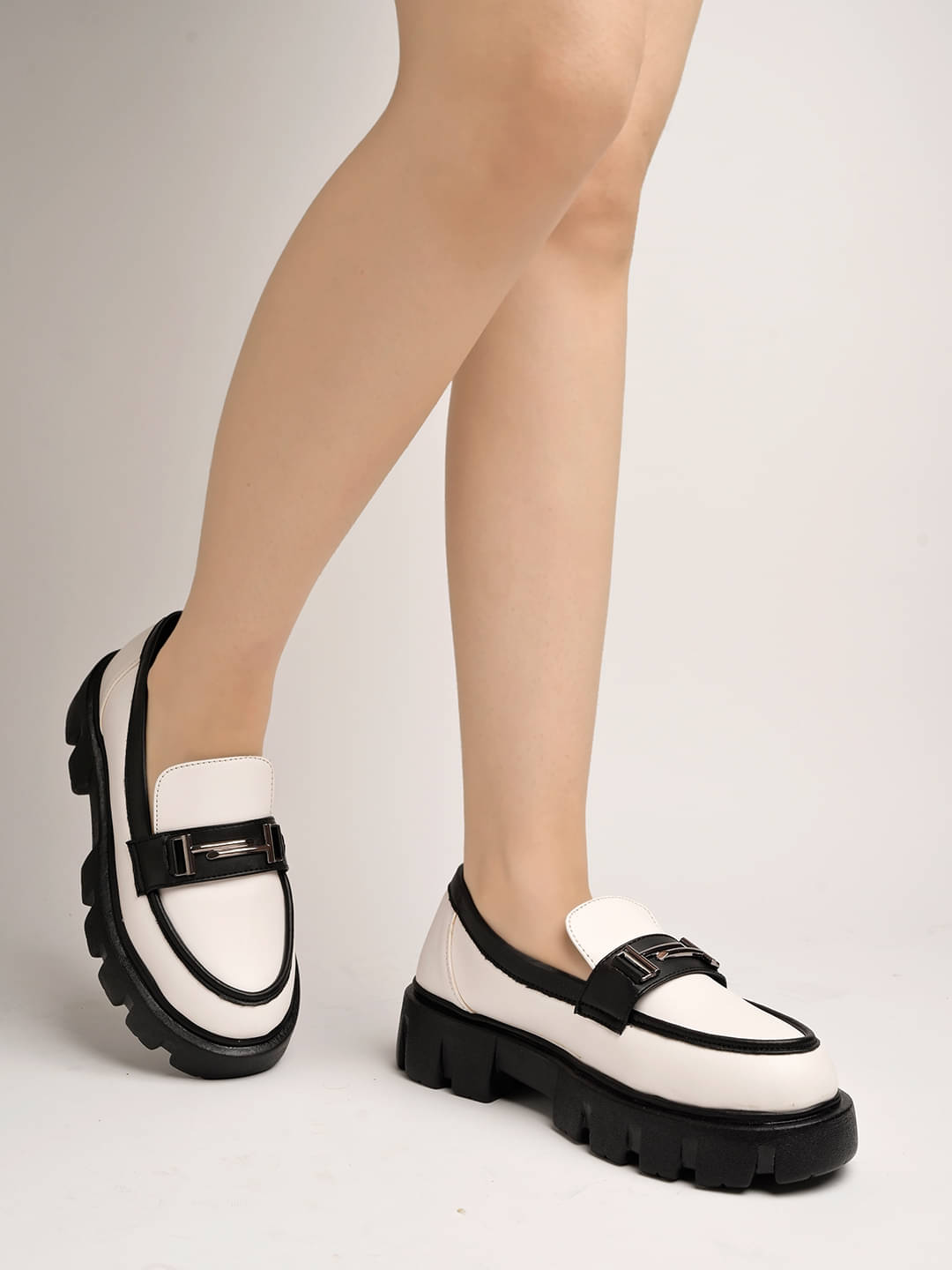     			Stylestry White Women's Loafers