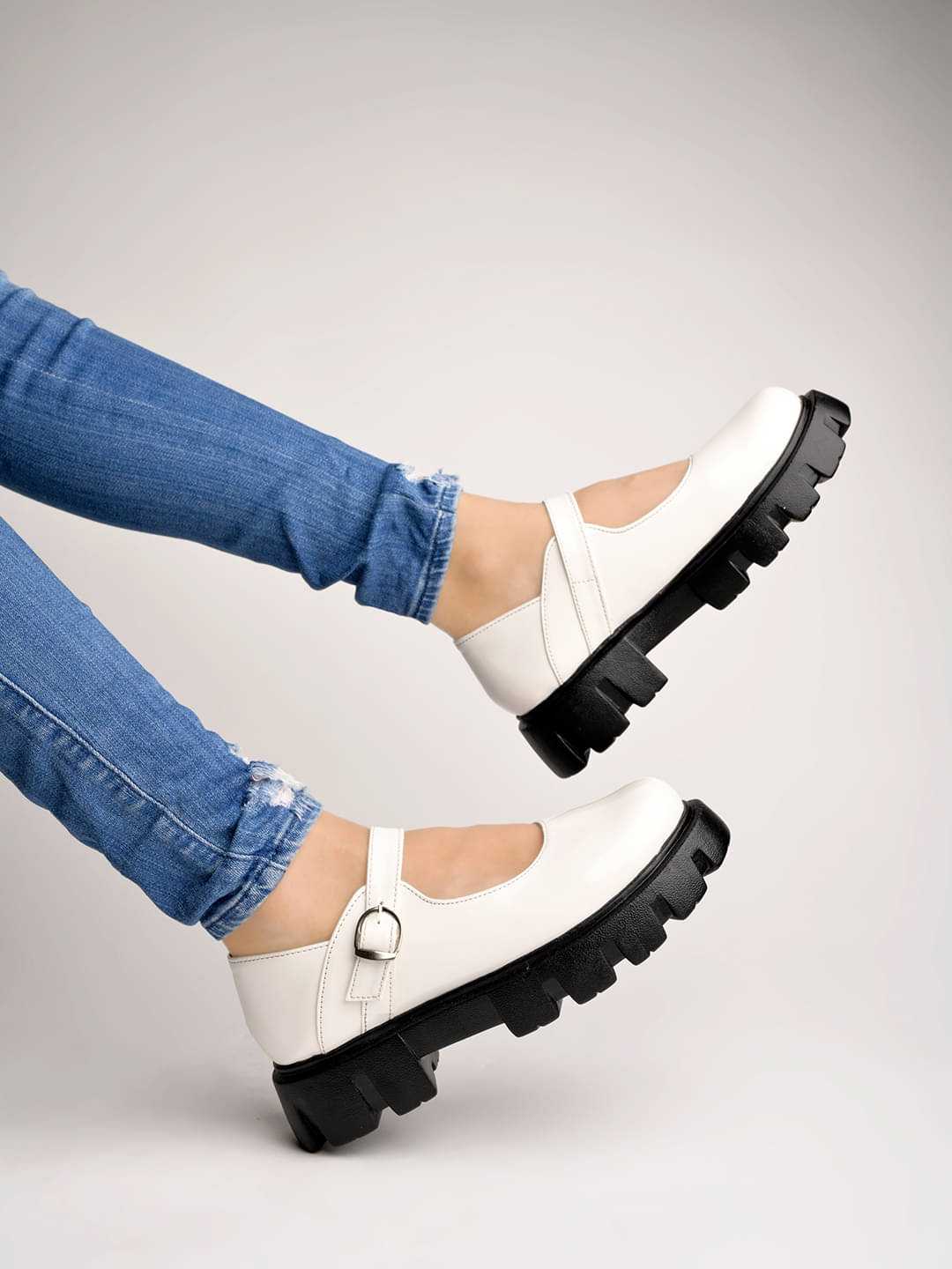     			Stylestry White Women's Loafers