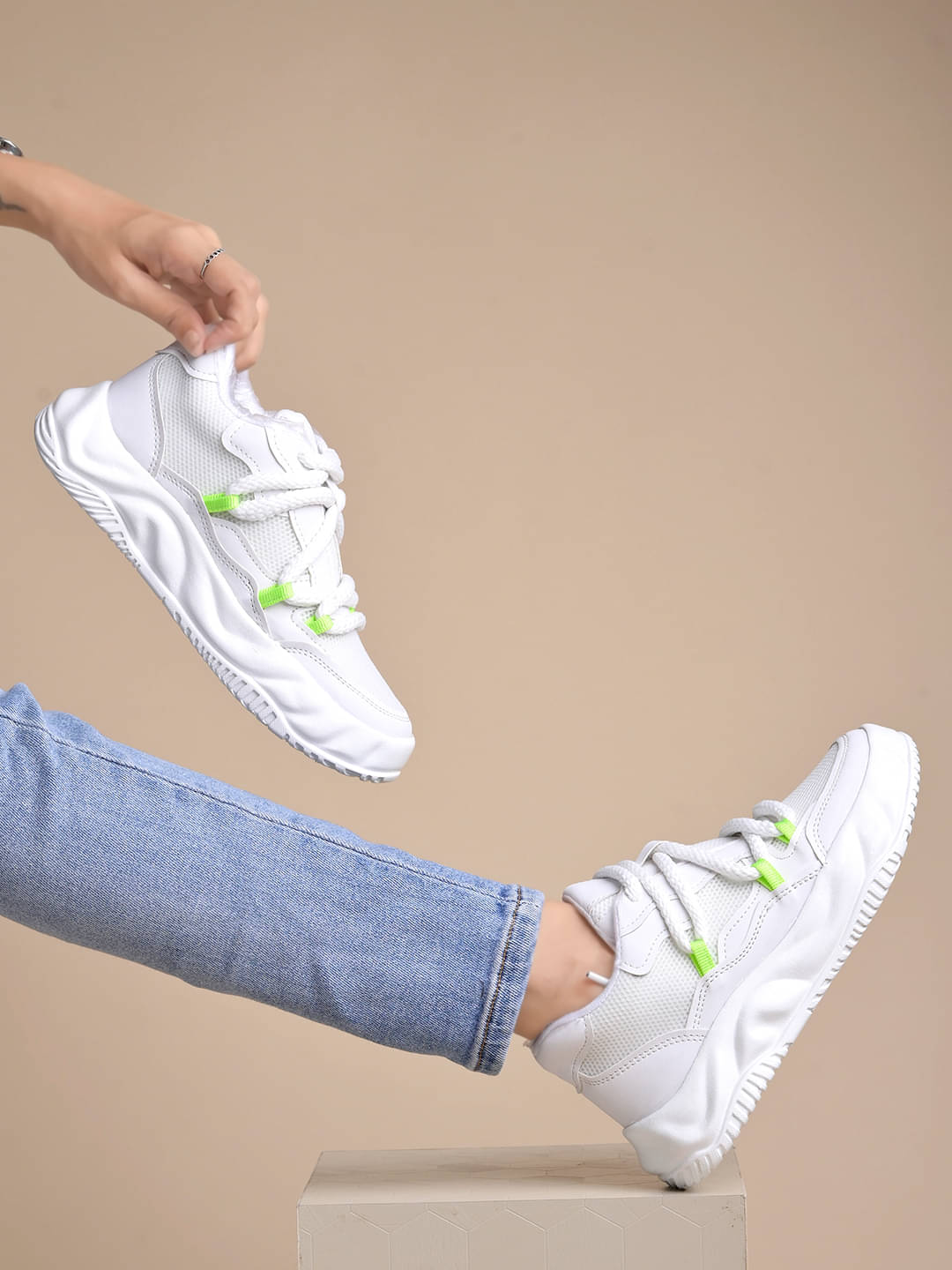    			Stylestry White Women's Sneakers