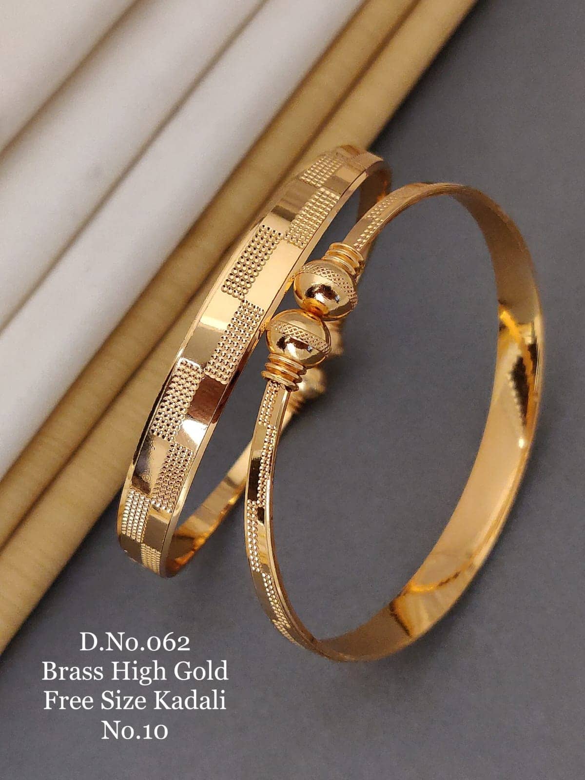 Shivay Fashion Gold Bangle Set ( Pack of 1 ) - Bangles & Bracelets | Buy online on ZillyBuy