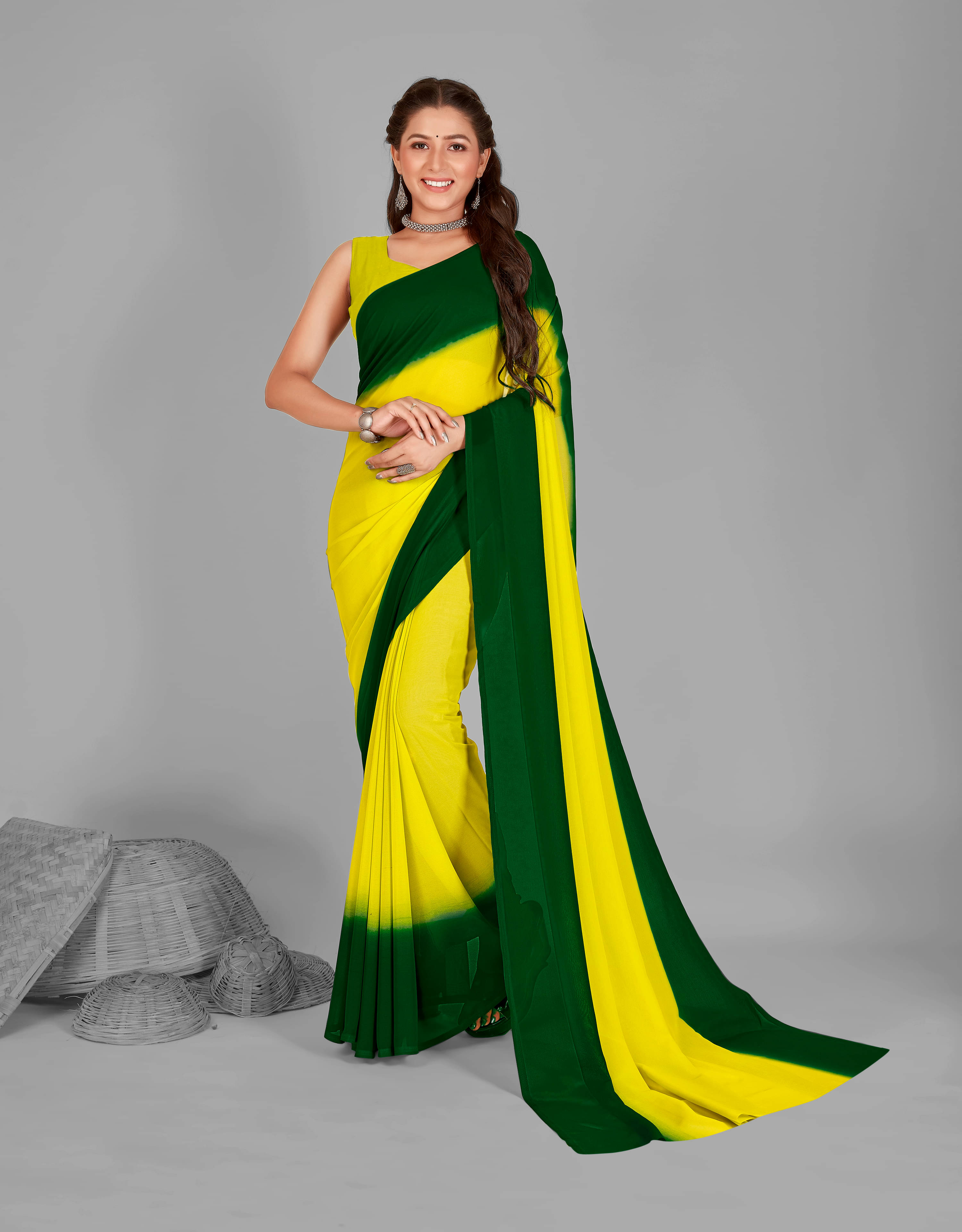     			ANAND SAREES Georgette Dyed Saree With Unstitched Blouse Piece ( LightGreen )