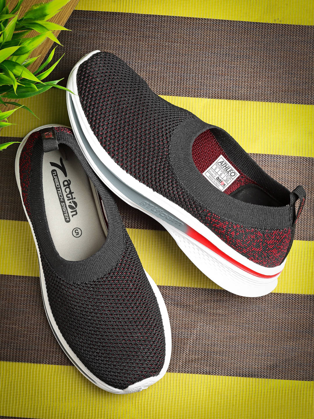 Action - Black Women's Running Shoes Action - Black Women's Running Shoes