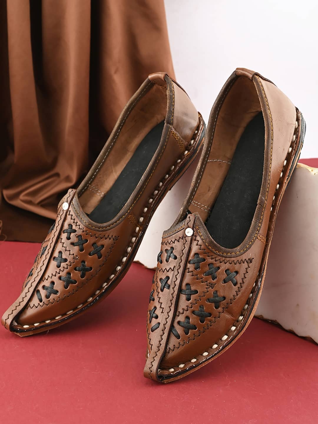 Anjaneya Creations Brown Men's Mojaris - Ethnic Shoes | Buy online on ZillyBuy