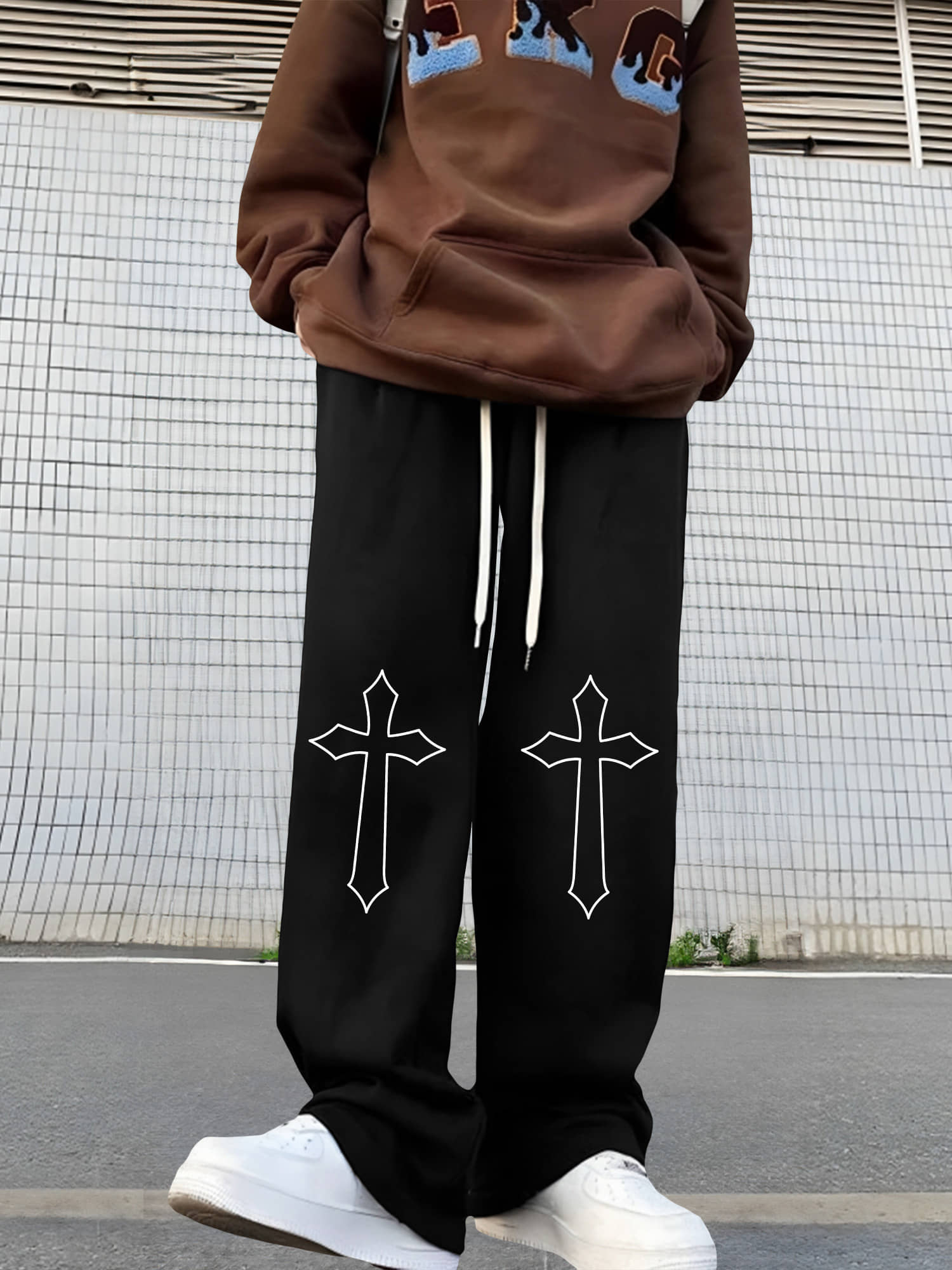 FTX Black Cotton Blend Men's Trackpants ( Pack of 1 ) - Track Pants | Buy online on ZillyBuy