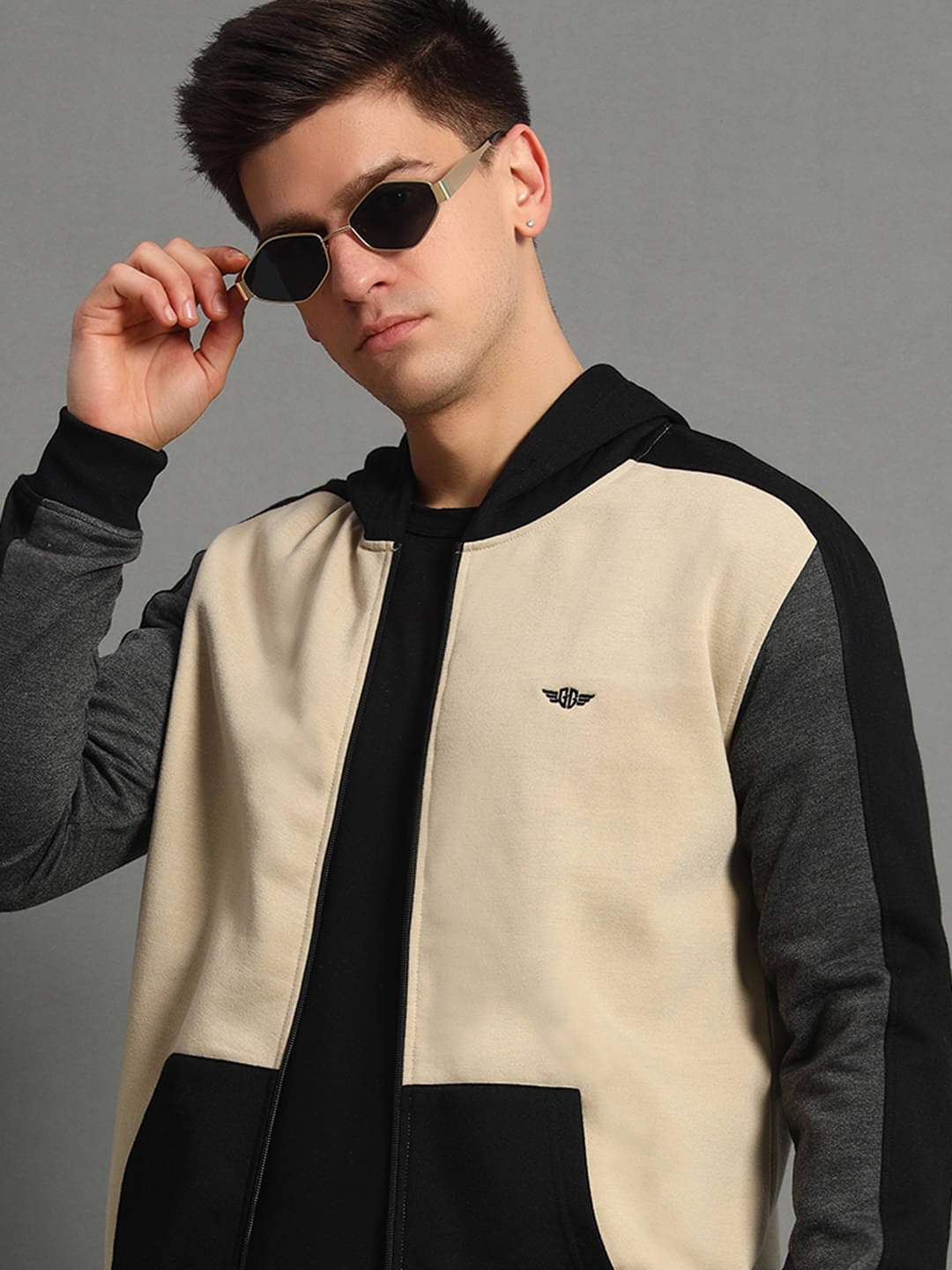 GET GOLF Cotton Blend Hooded Men's Sweatshirt - Beige ( Pack of 1 ) GET GOLF Cotton Blend Hooded Men's Sweatshirt - Beige ( Pack of 1 )