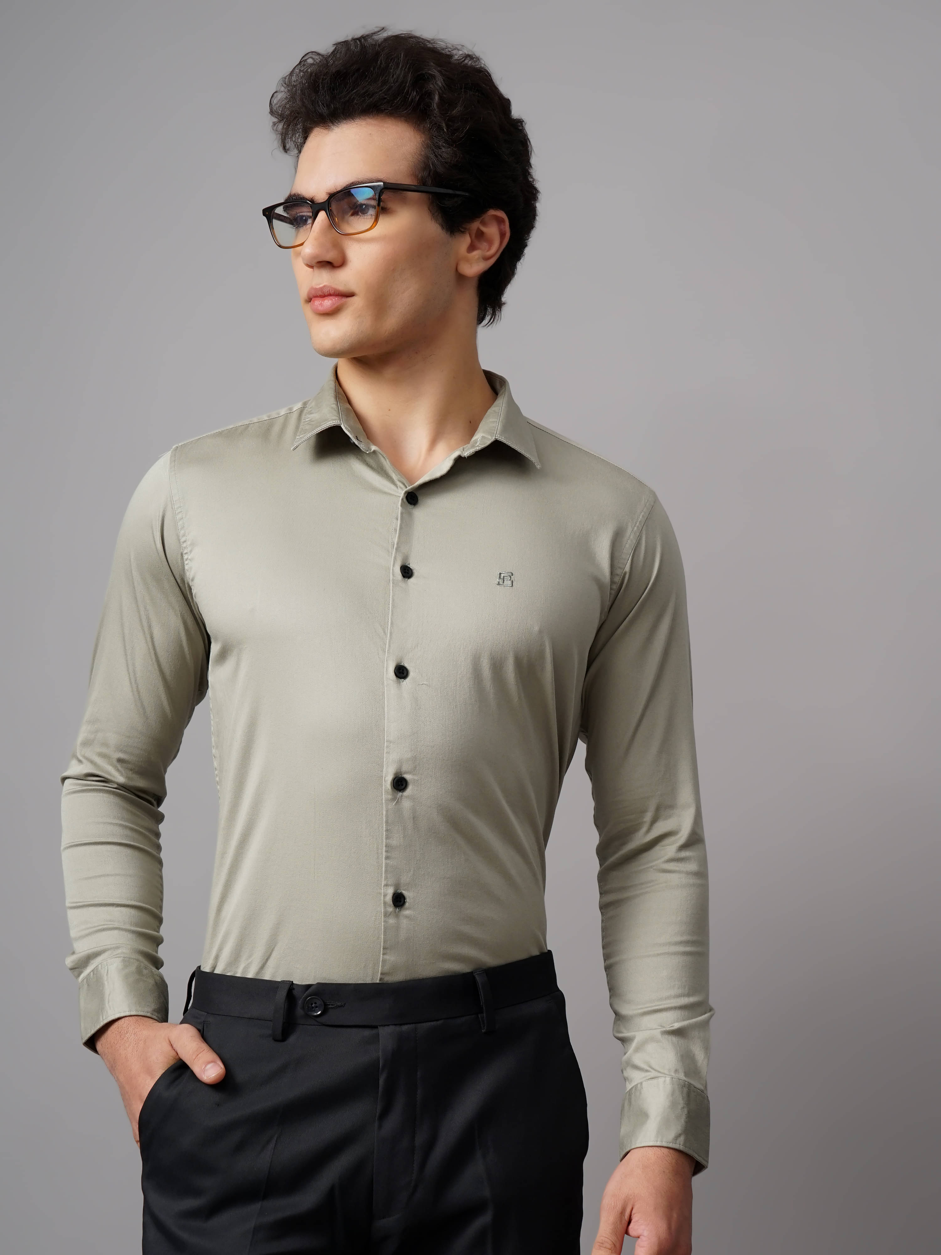     			Paul Street Cotton Blend Slim Fit Solids Full Sleeves Men's Casual Shirt - Green ( Pack of 1 )