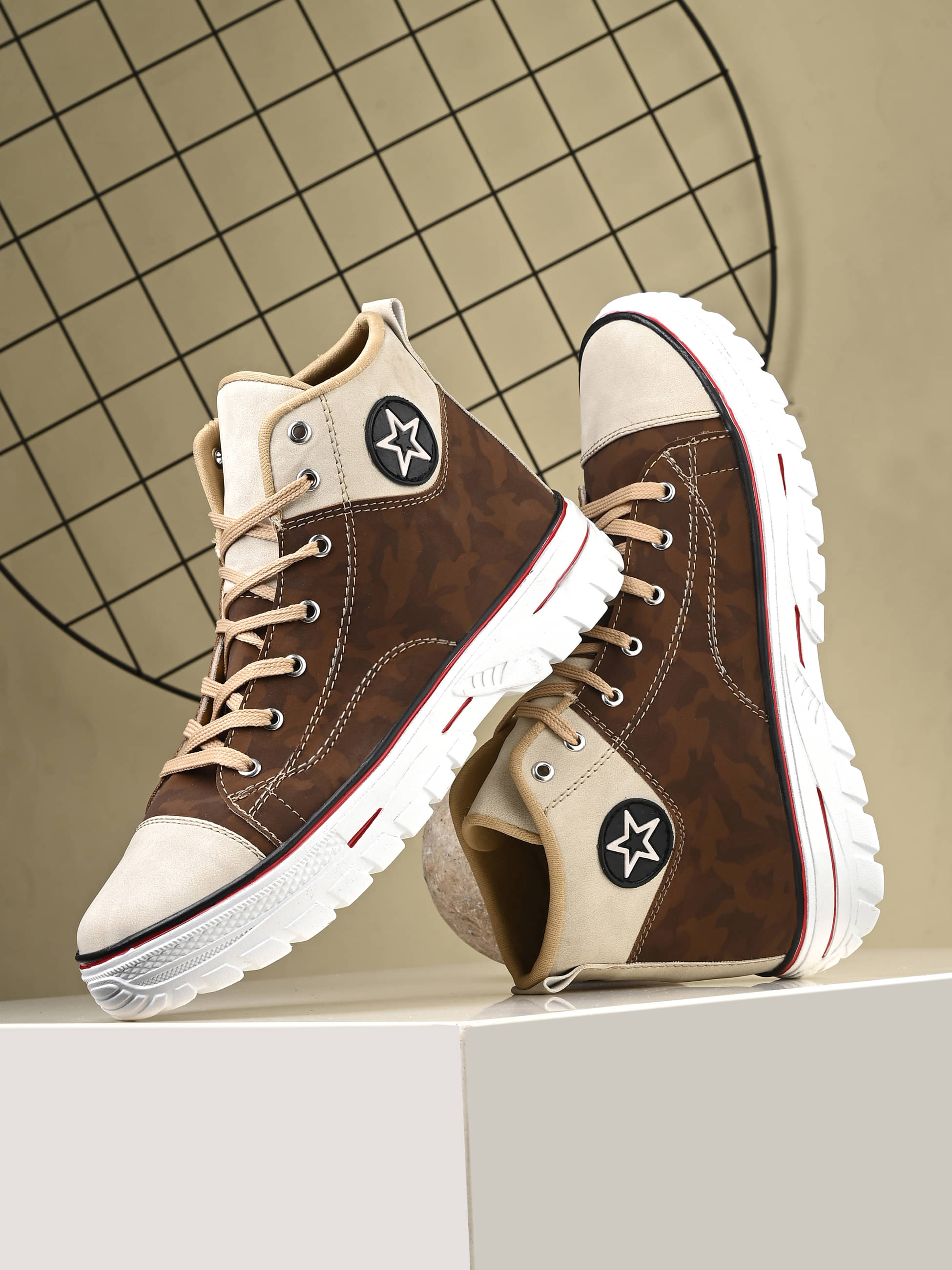     			Bucik Brown Men's Outdoor Shoes