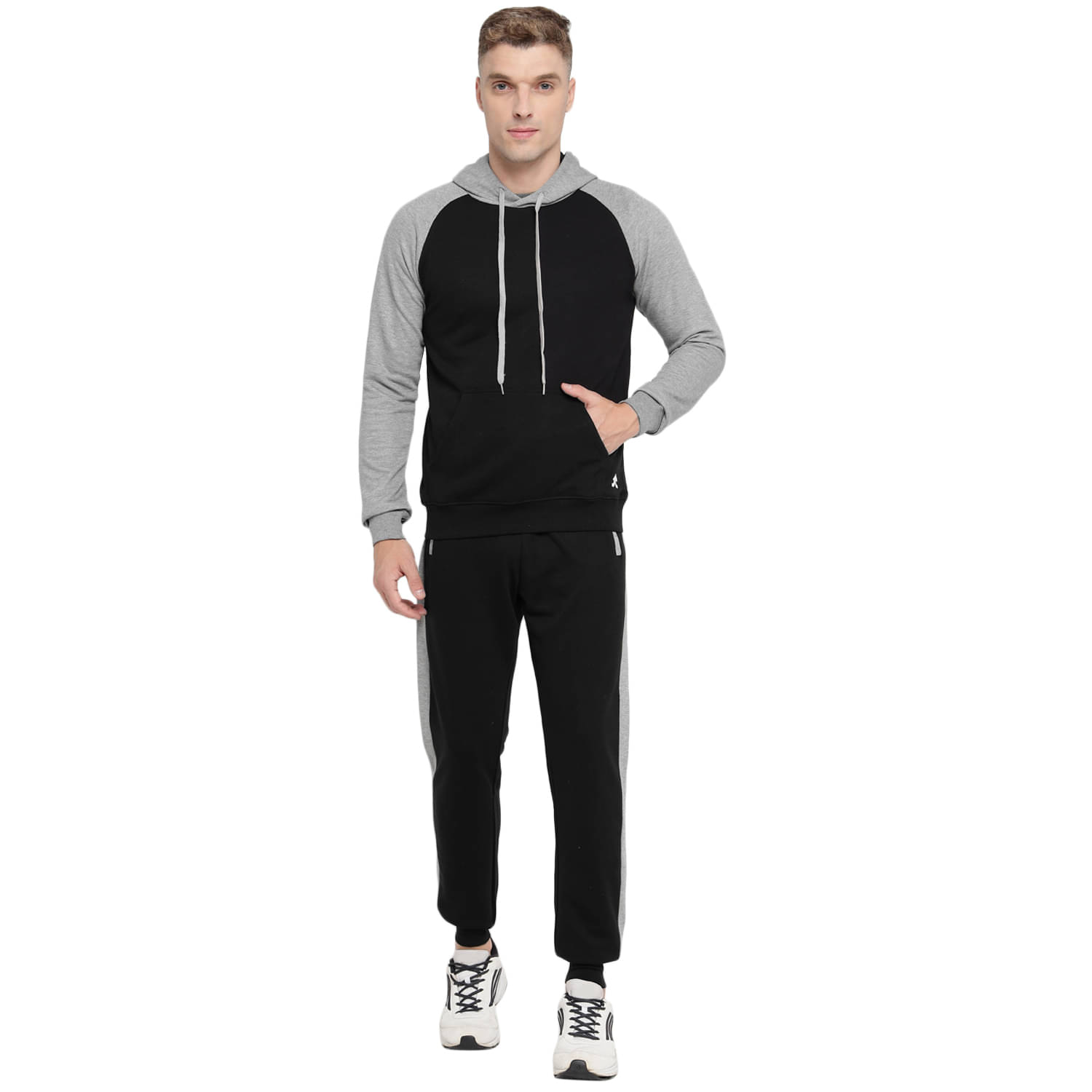     			OFF LIMITS Black Polyester Blend Regular Fit Colorblock Men's Sports Tracksuit ( Pack of 1 )