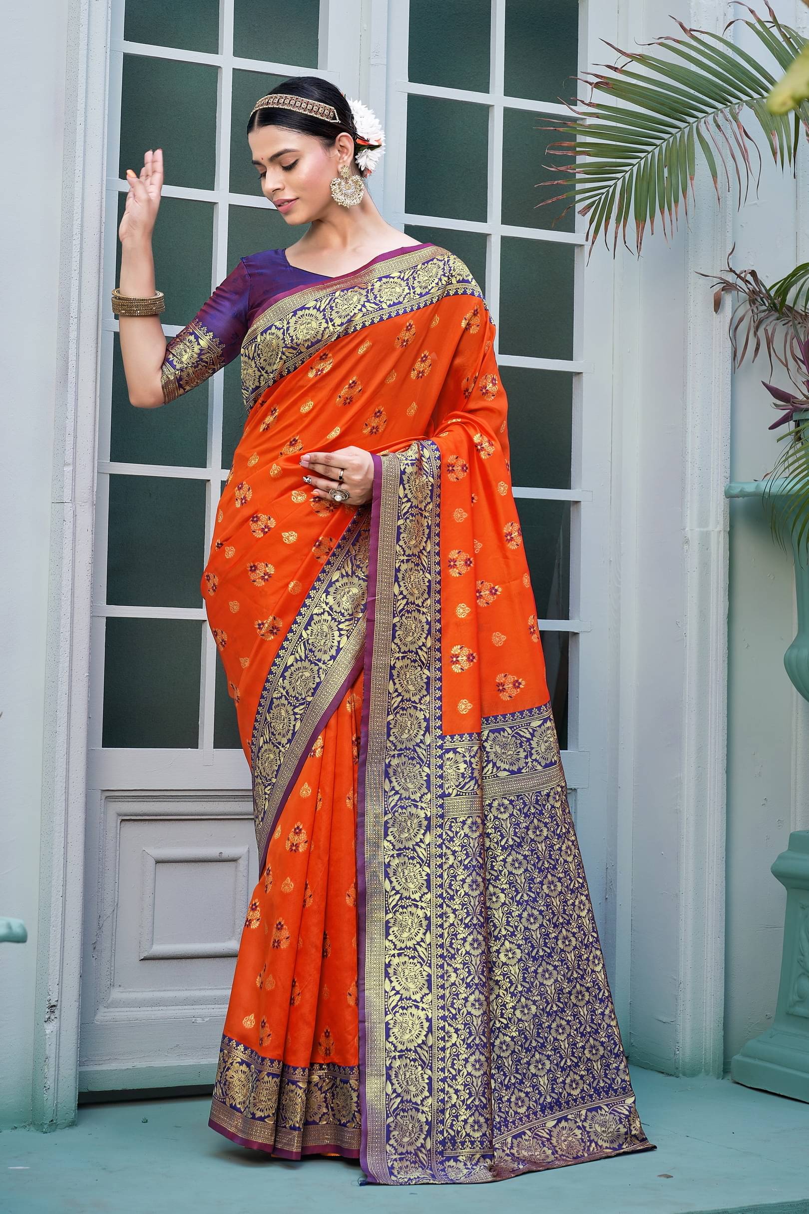     			Sariya Jacquard Woven Saree With Unstitched Blouse Piece ( Orange )