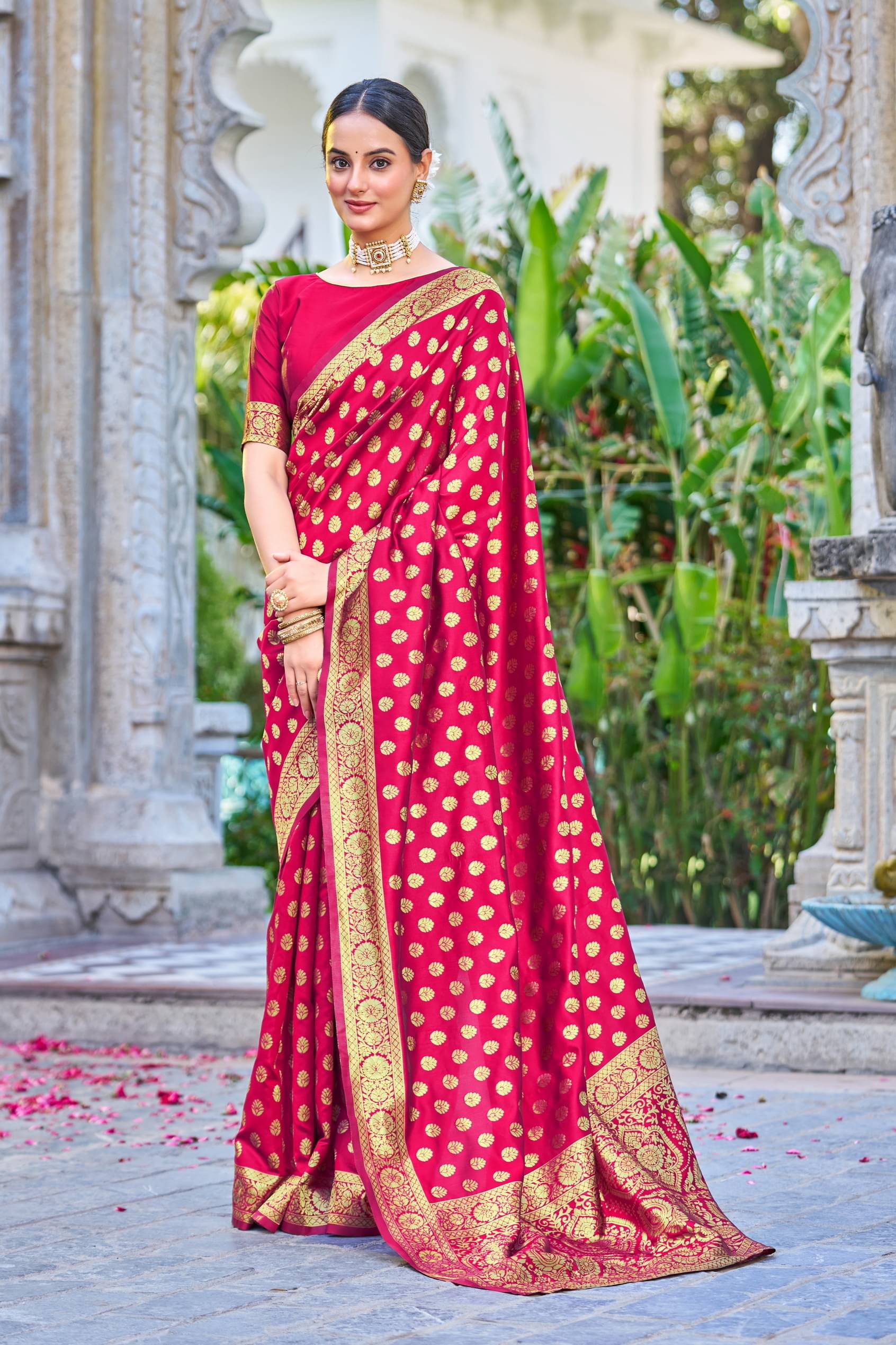     			Sariya Jacquard Woven Saree With Unstitched Blouse Piece ( Pink )