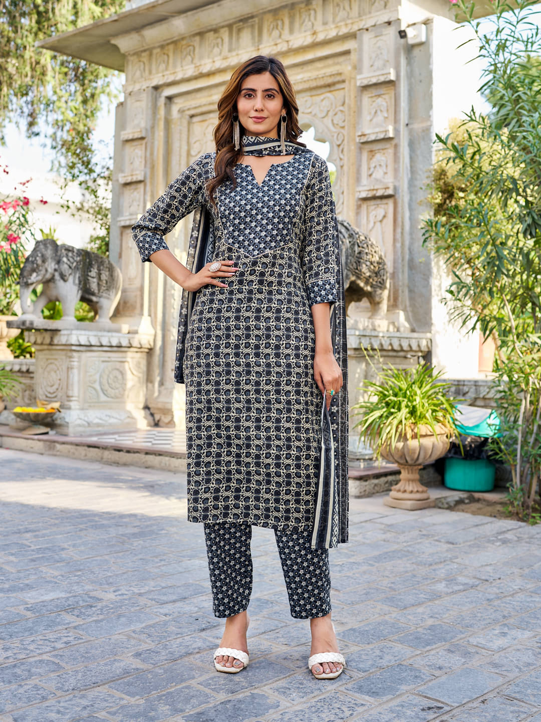     			VIBE VISION Cotton Blend Printed Kurti With Pants Women's Stitched Salwar Suit - Navy ( Pack of 1 )