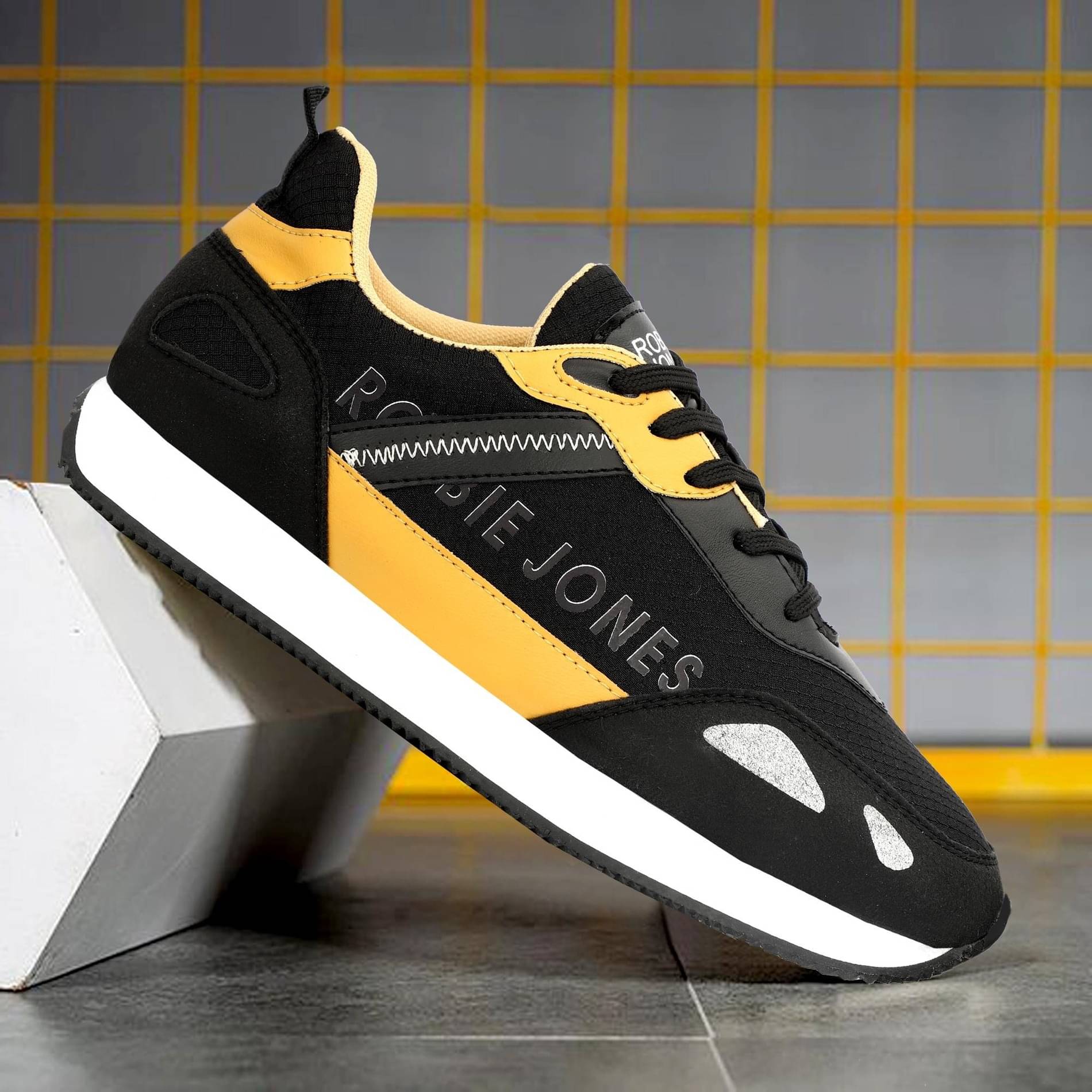 ROBBIE JONES Sneakers Black Men's Lifestyle Shoes ROBBIE JONES Sneakers Black Men's Lifestyle Shoes