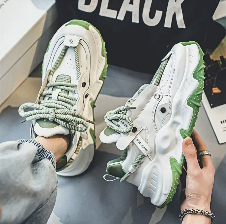     			ROBBIE JONES Sneakers Green Men's Outdoor Shoes