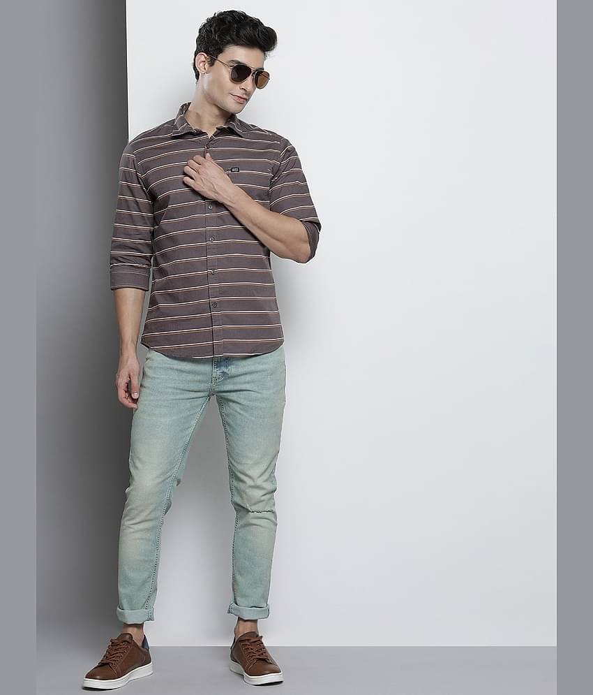 The Indian Garage Co Men Blue Slim Fit Highly Distressed Heavy Fade Stretchable Jeans