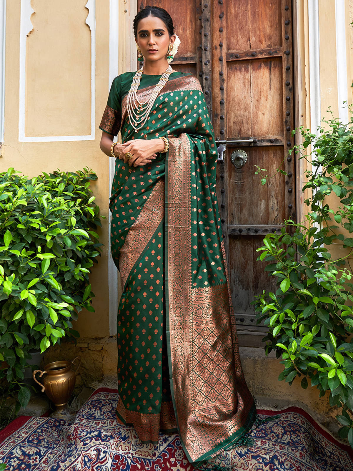 Anekha Banarasi Silk Printed Saree With Unstitched Blouse Piece ( Green ) Anekha Banarasi Silk Printed Saree With Unstitched Blouse Piece ( Green )