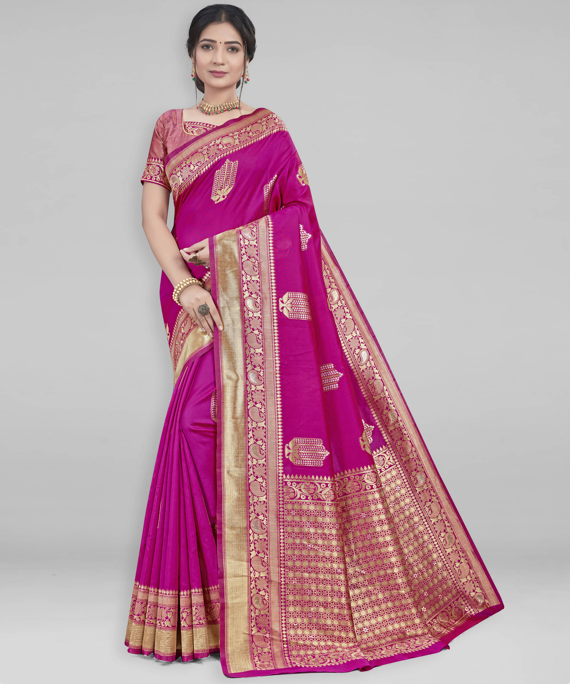 Sariya Jacquard Embellished Saree With Unstitched Blouse Piece ( Pink )     			Sariya Jacquard Embellished Saree With Unstitched Blouse Piece ( Pink )