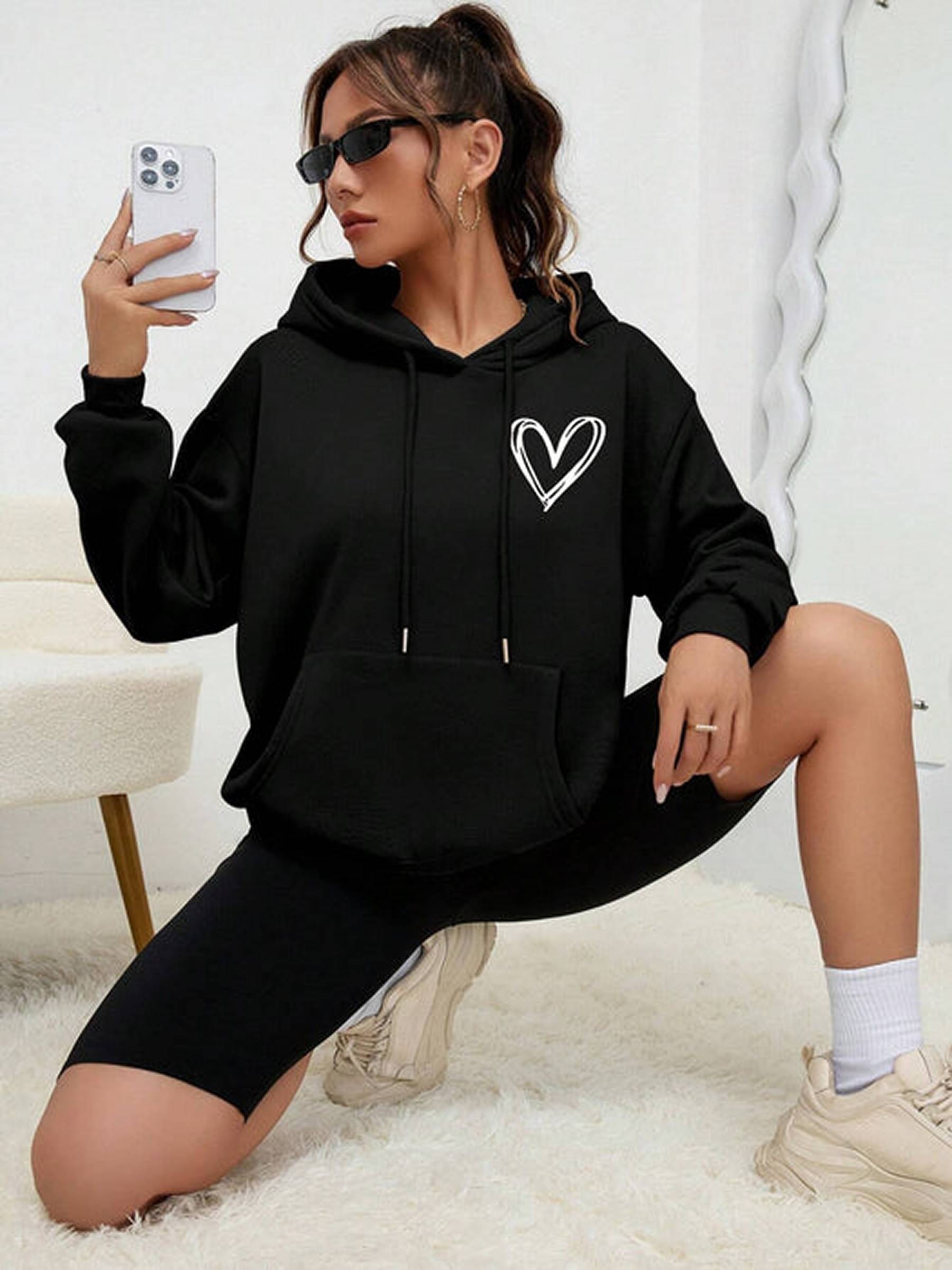     			TWOCRAZIIE Cotton - Fleece Women's Hooded Sweatshirt ( Black )