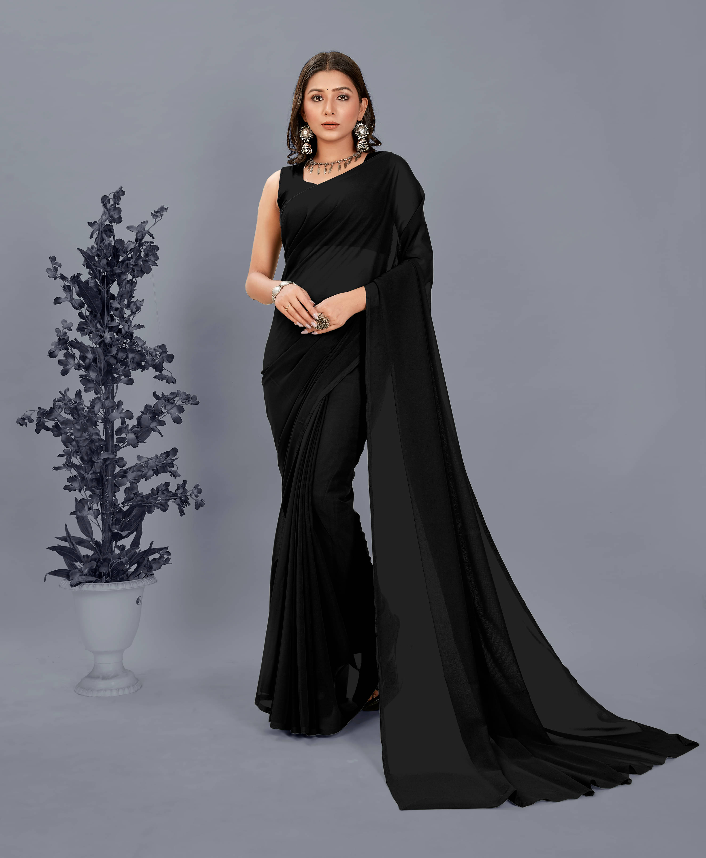     			ANAND SAREES Georgette Solid Saree With Unstitched Blouse Piece ( Black )