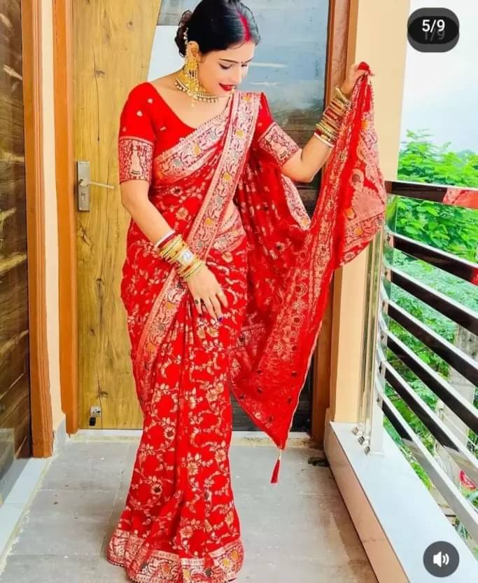     			Saadhvi Silk Printed Saree With Unstitched Blouse Piece ( Red )