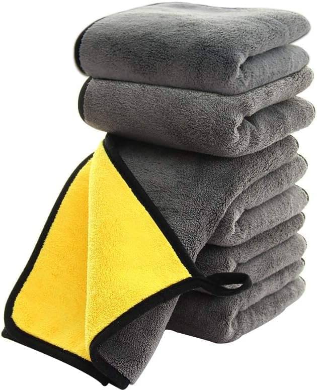     			CarFrill Multicolor 800 GSM Microfiber Cloth For Automobile ( Pack of 2 )